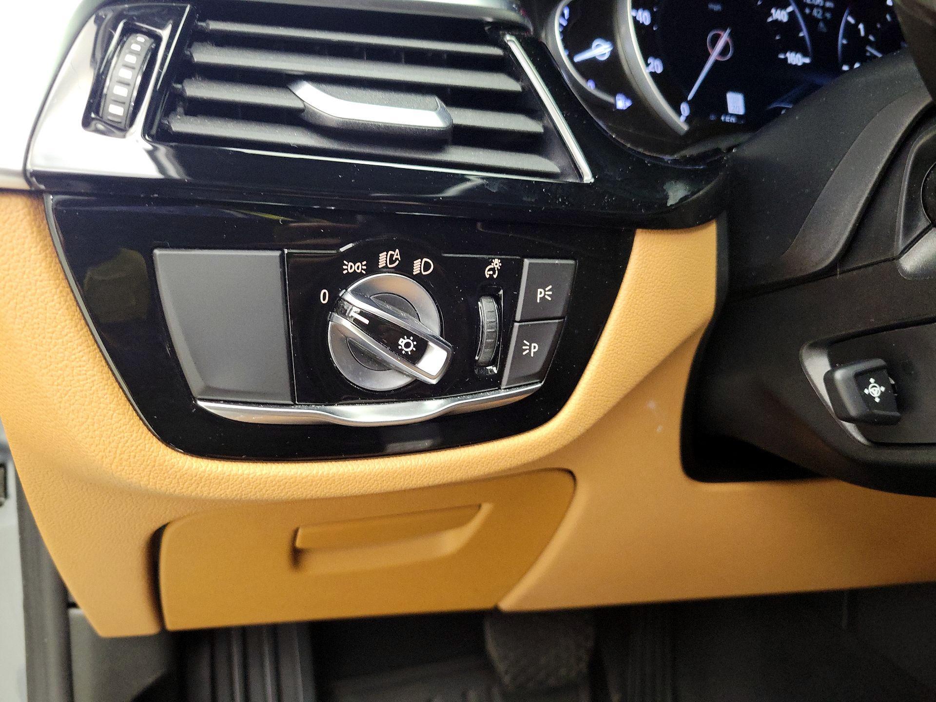 Thumbnail: 2019 BMW 5 Series - 13