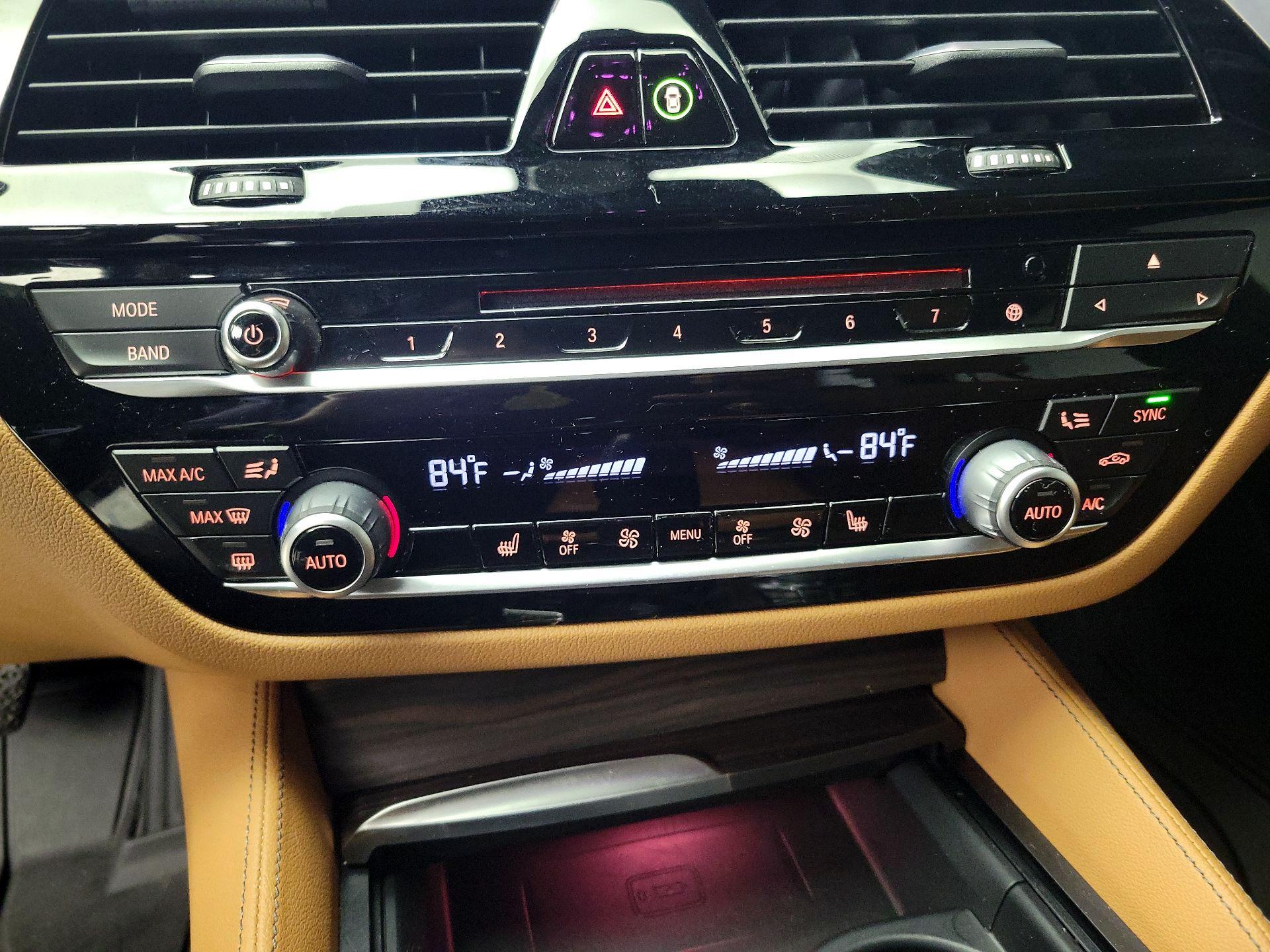 Thumbnail: 2019 BMW 5 Series - 17