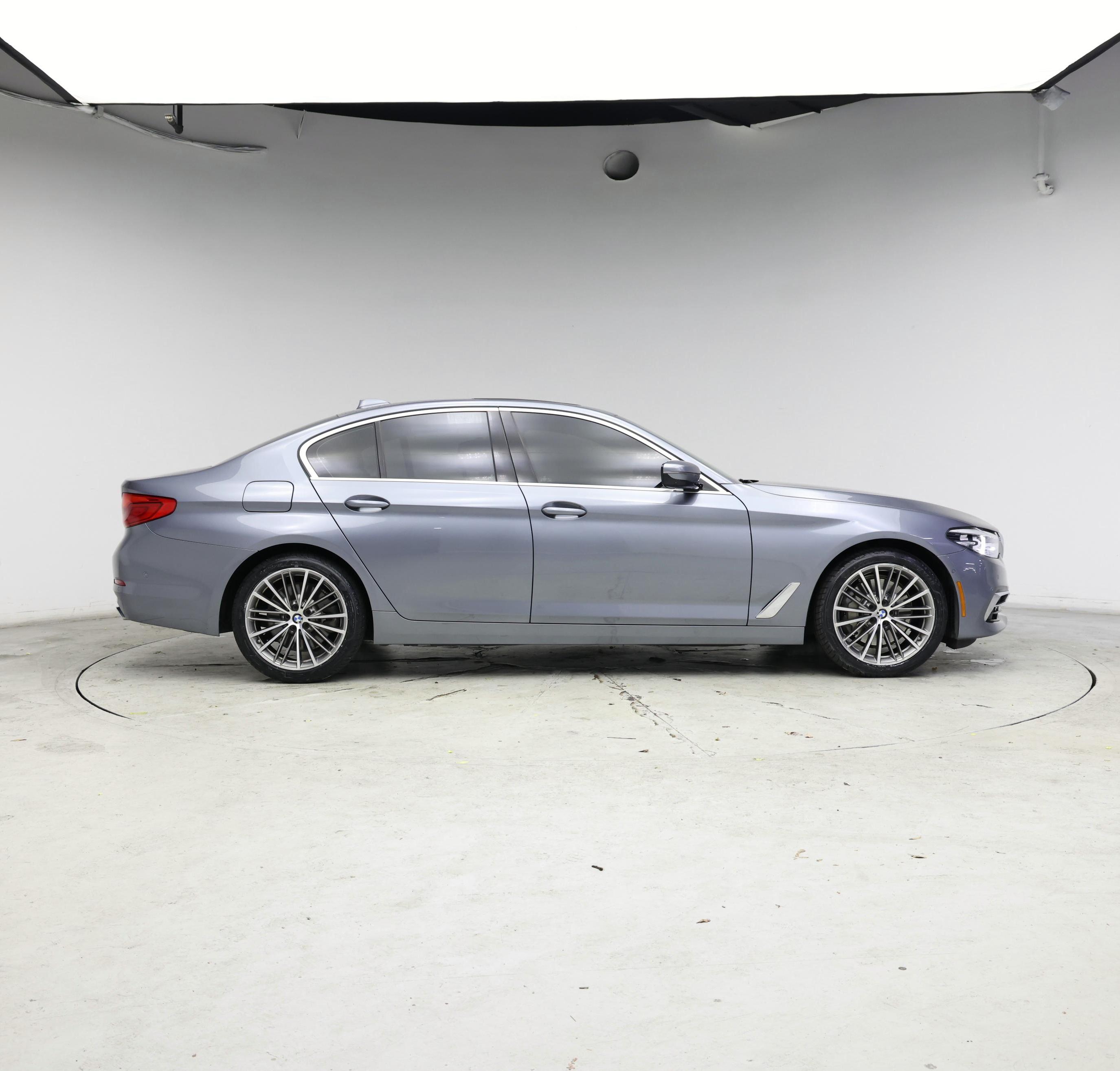 Thumbnail: 2019 BMW 5 Series - 7