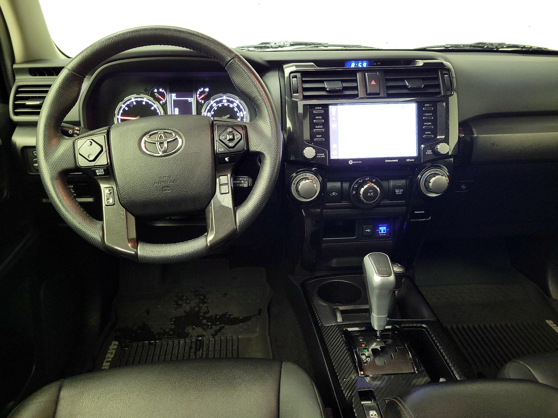 Thumbnail: 2020 Toyota 4Runner - 10