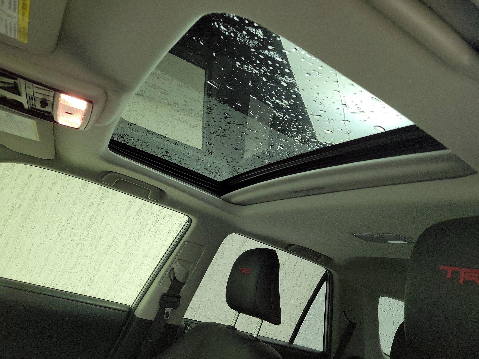 Thumbnail: 2020 Toyota 4Runner - 20