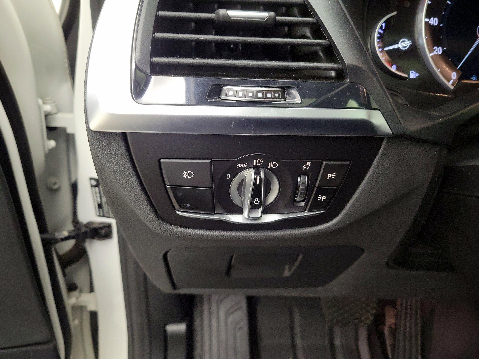 Thumbnail: 2019 BMW X3 - 13