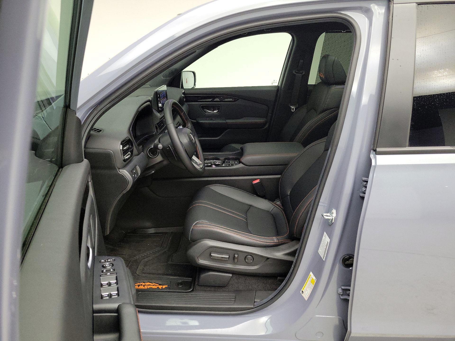 Thumbnail: 2025 Honda Pilot - 11