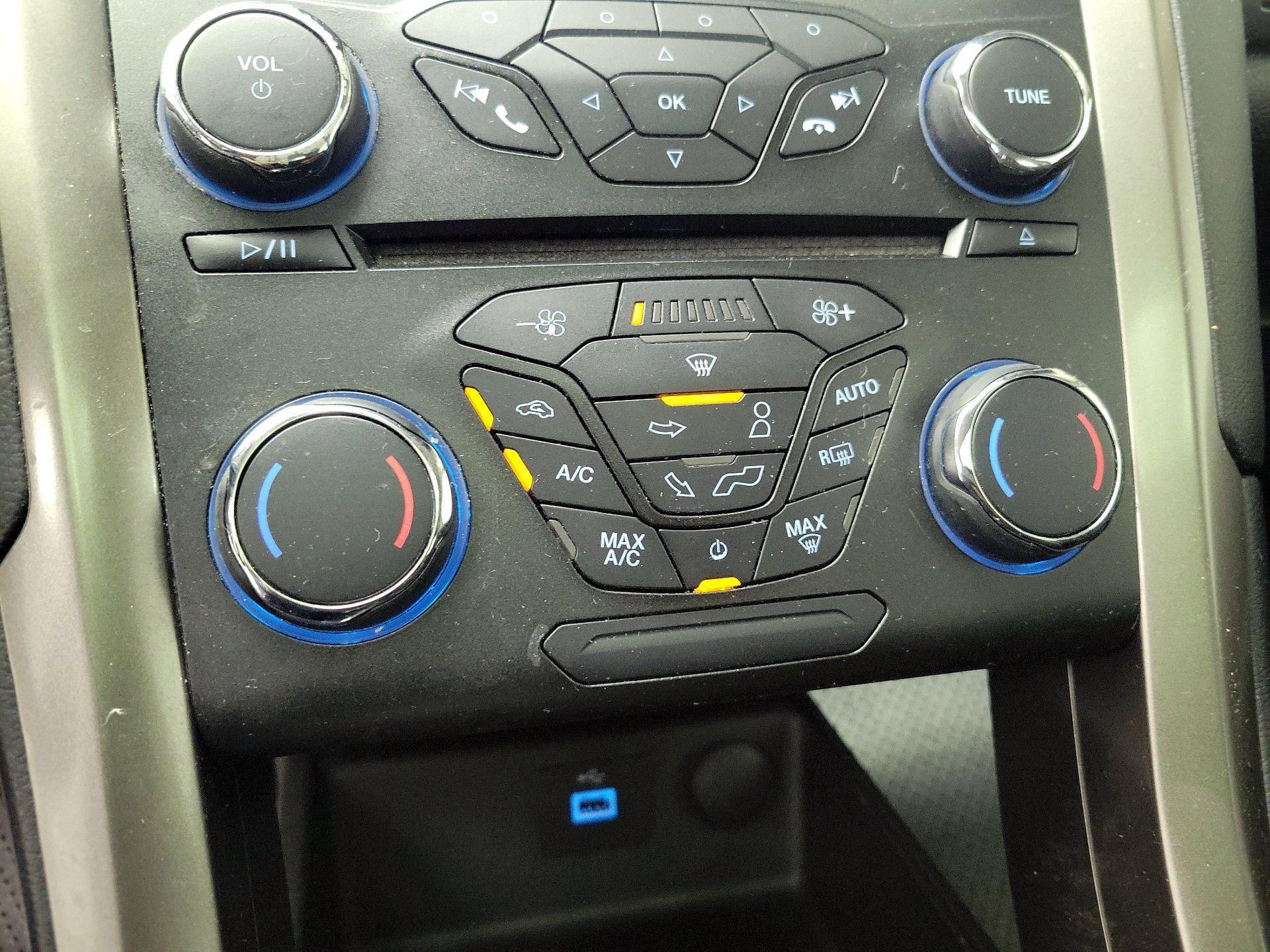 Thumbnail: 2018 Ford Fusion - 16