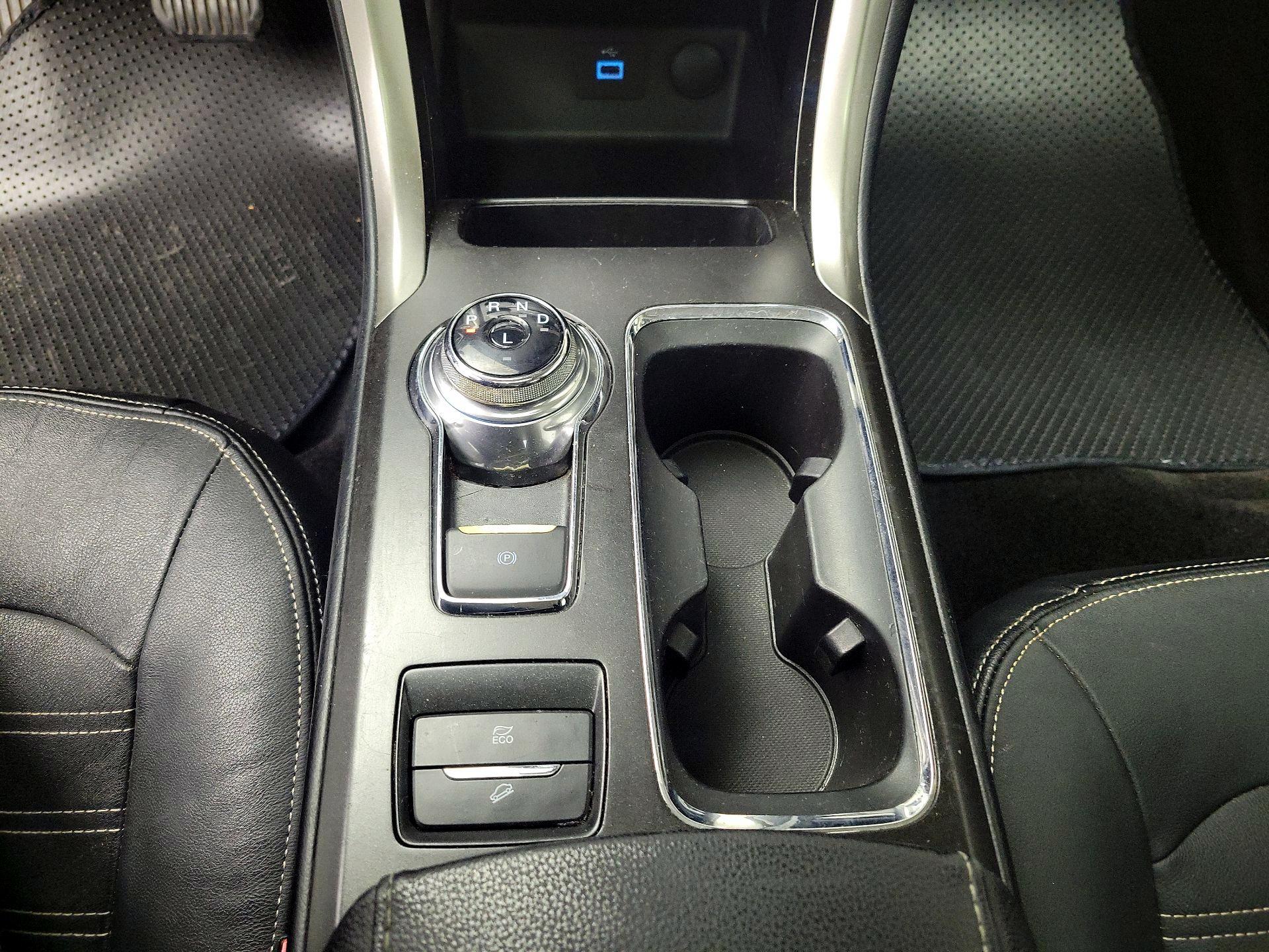 Thumbnail: 2018 Ford Fusion - 17