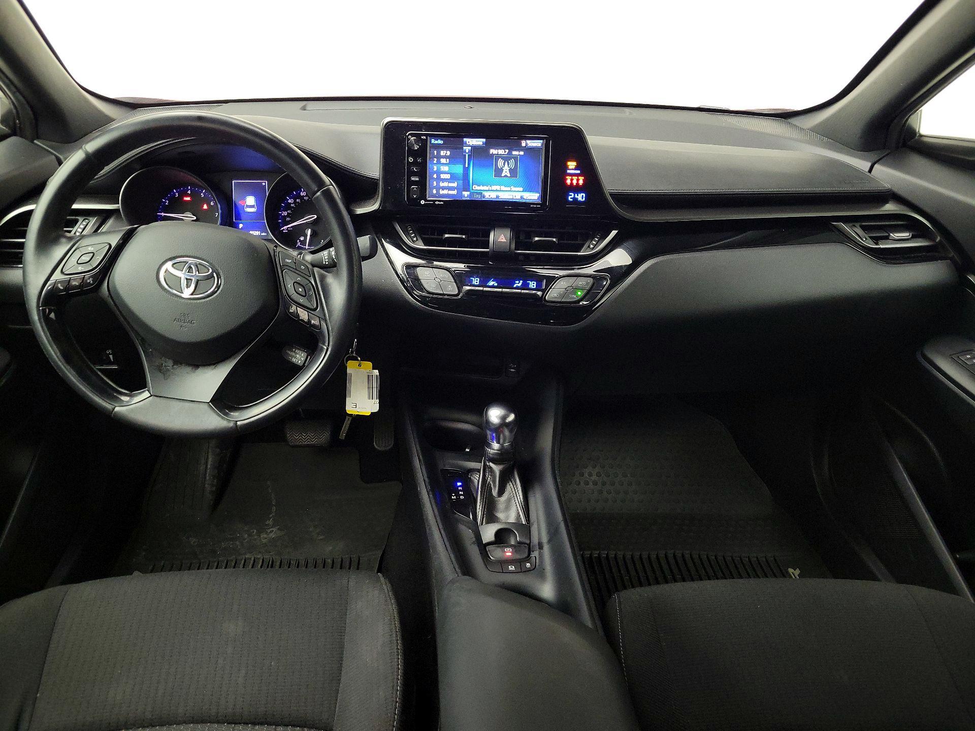 Thumbnail: 2018 Toyota C-HR - 9