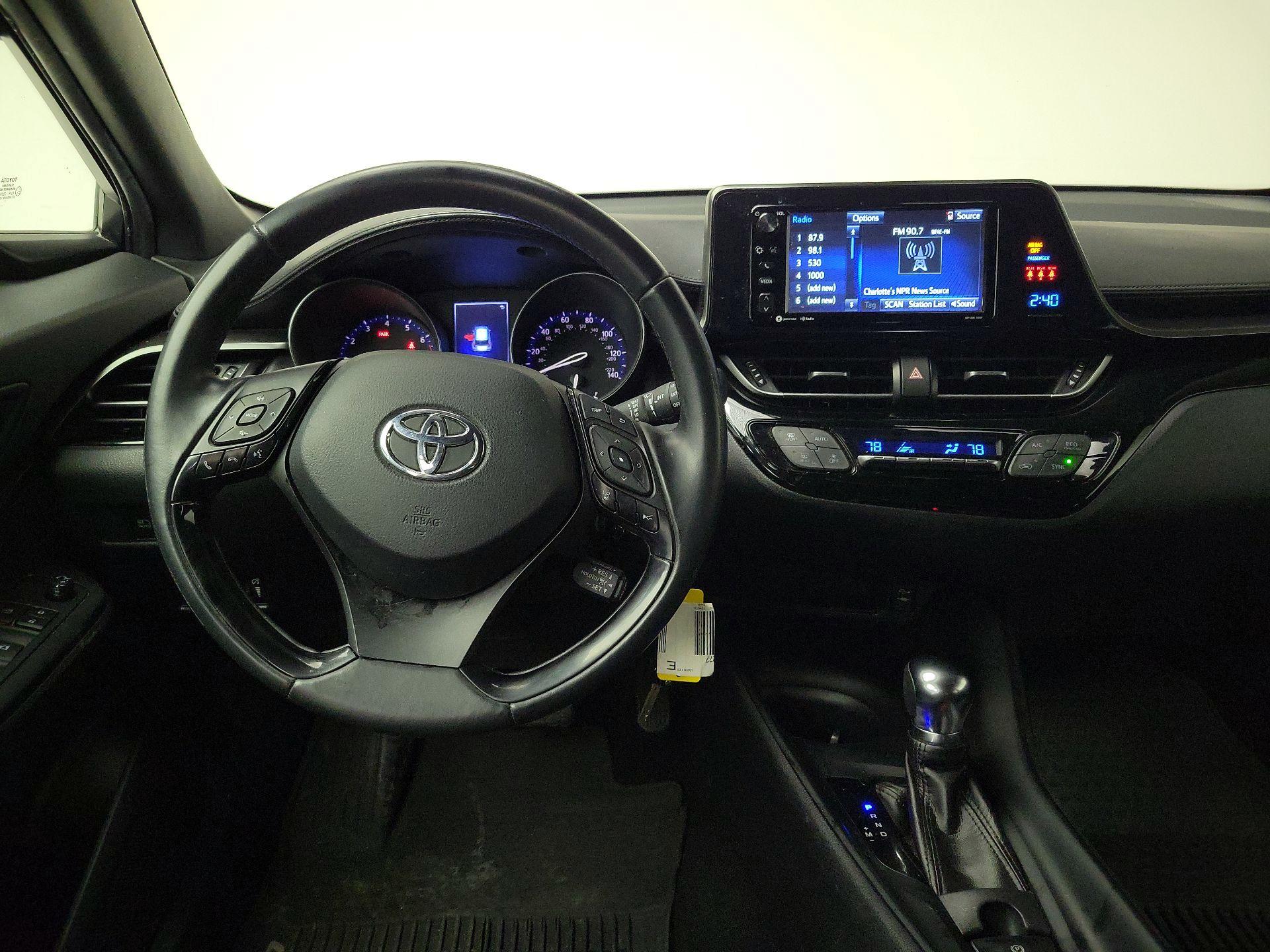 Thumbnail: 2018 Toyota C-HR - 10