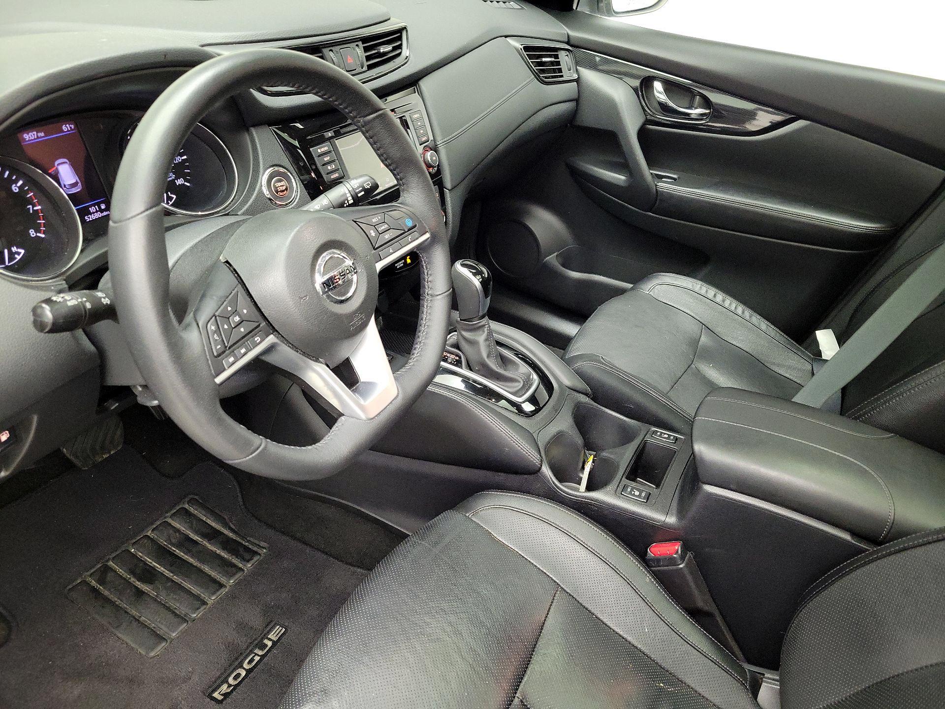 Thumbnail: 2020 Nissan Rogue - 11