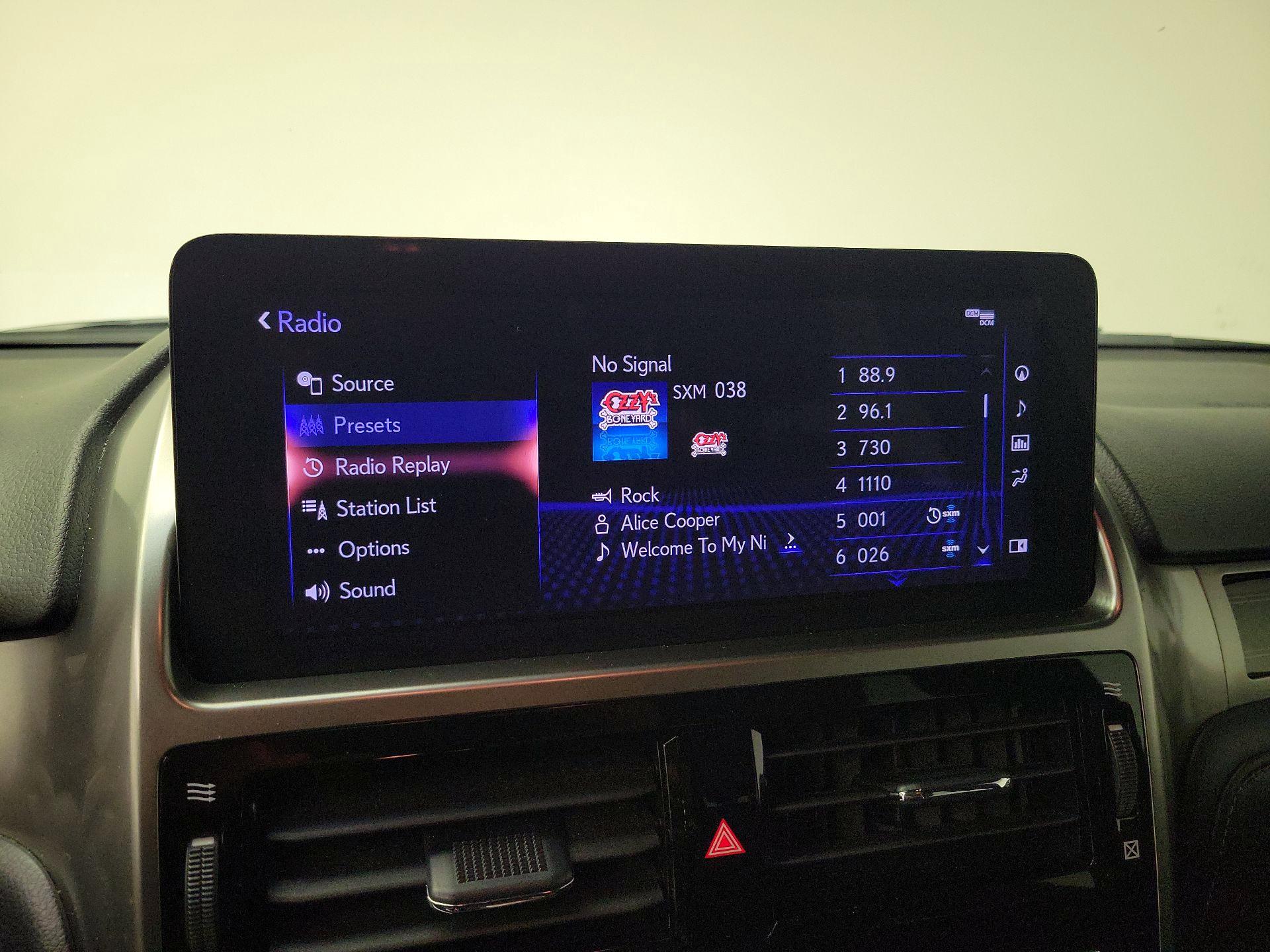 Thumbnail: 2022 Lexus GX - 16