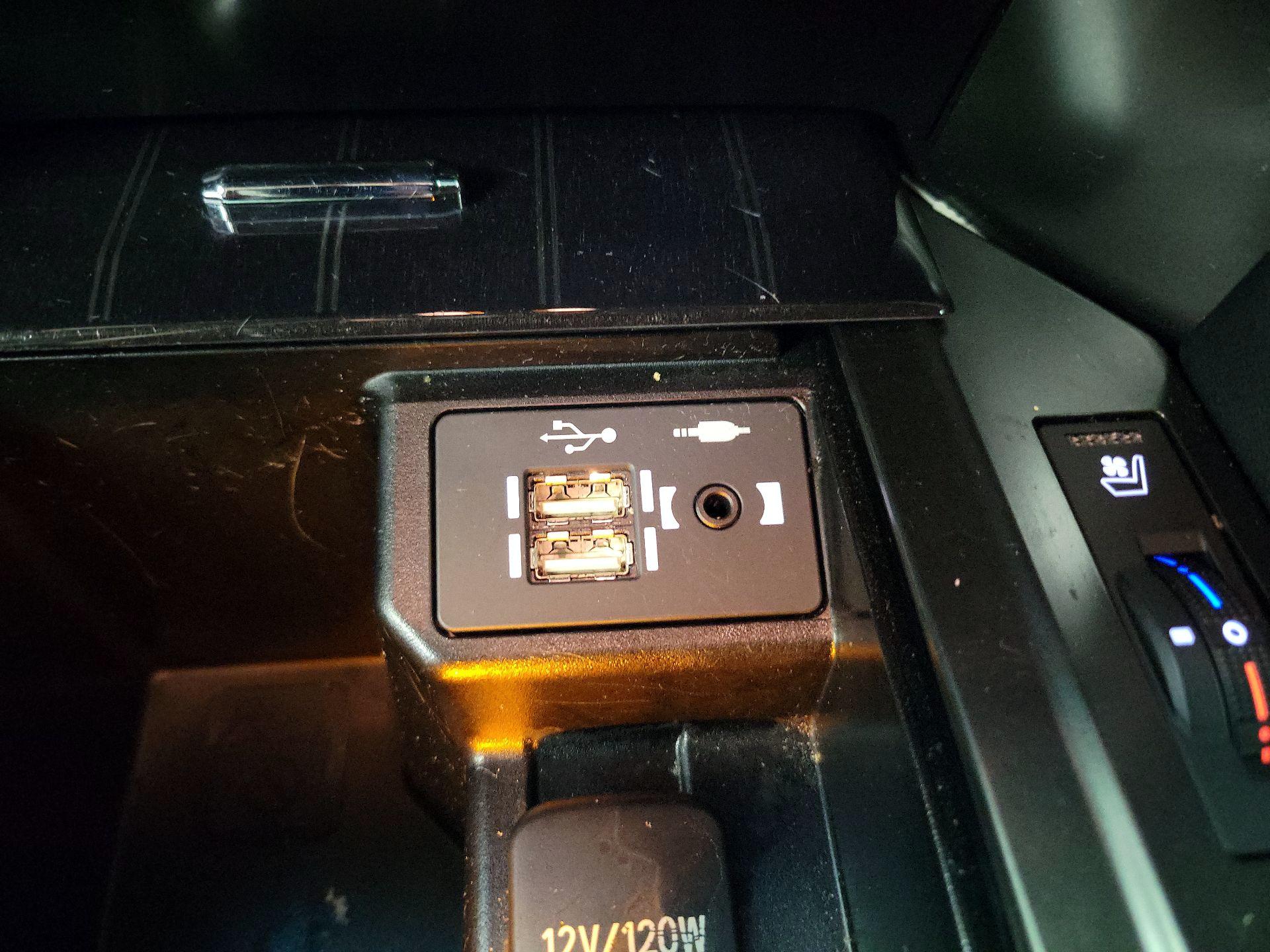 Thumbnail: 2022 Lexus GX - 19