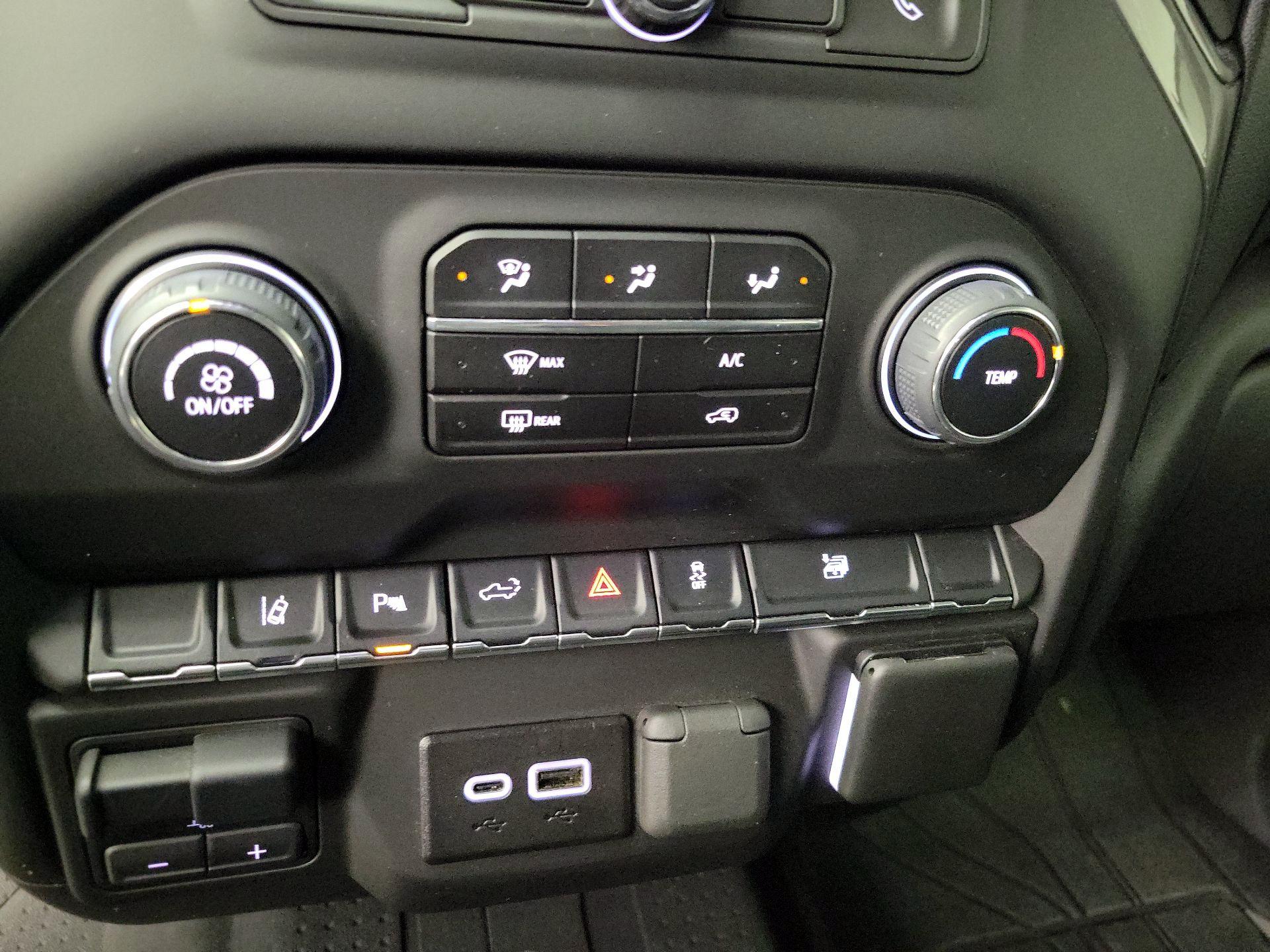 Thumbnail: 2024 Chevrolet Silverado 2500 - 16