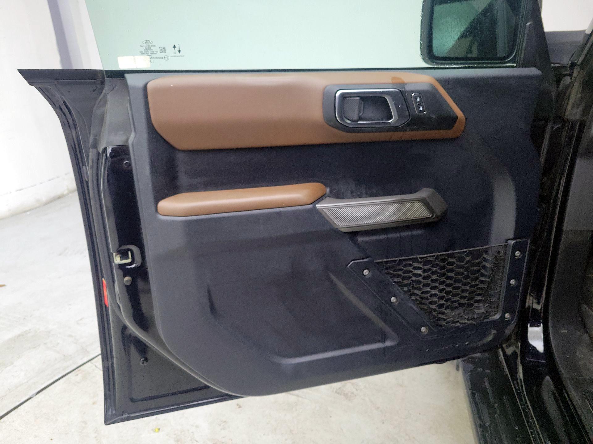 Thumbnail: 2022 Ford Bronco - 12