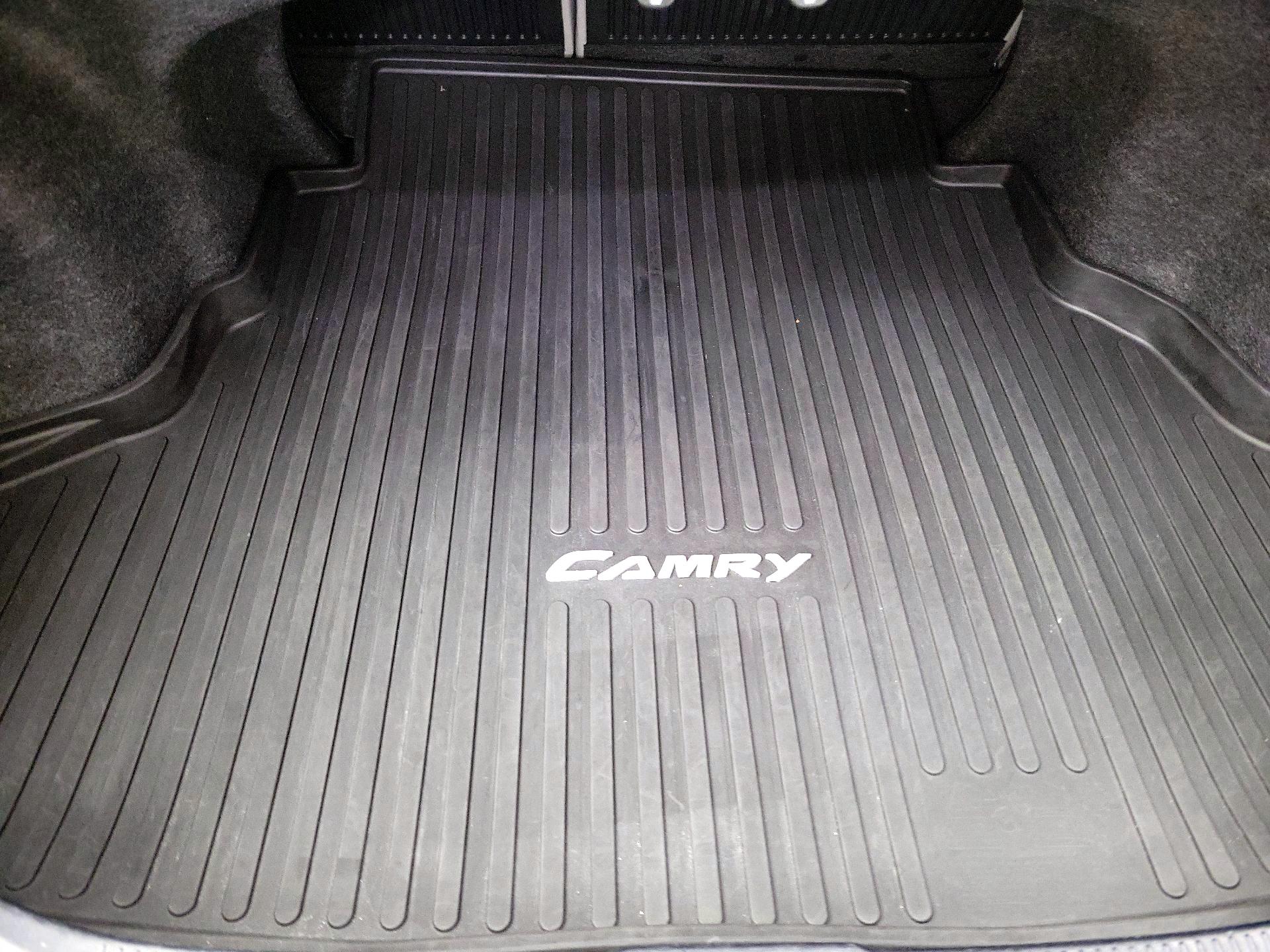 Thumbnail: 2017 Toyota Camry - 19