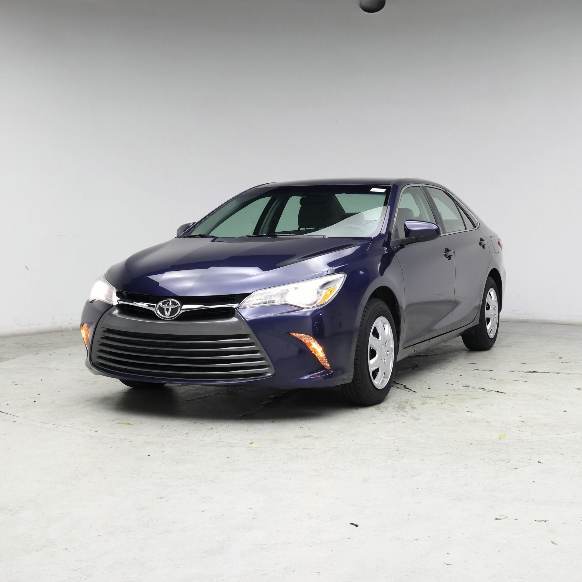 Thumbnail: 2017 Toyota Camry - 4