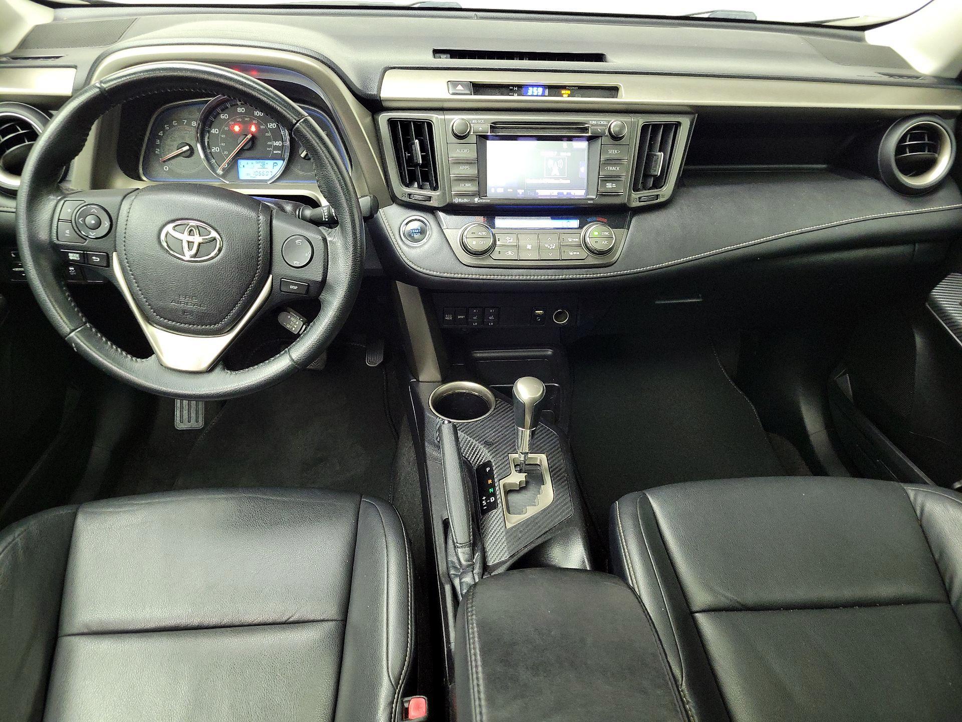 Thumbnail: 2015 Toyota RAV4 - 9