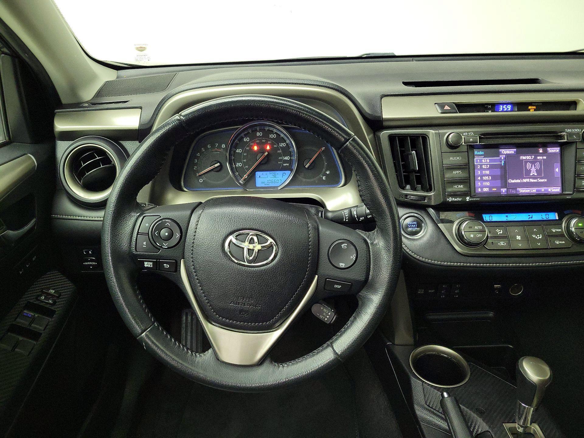 Thumbnail: 2015 Toyota RAV4 - 10