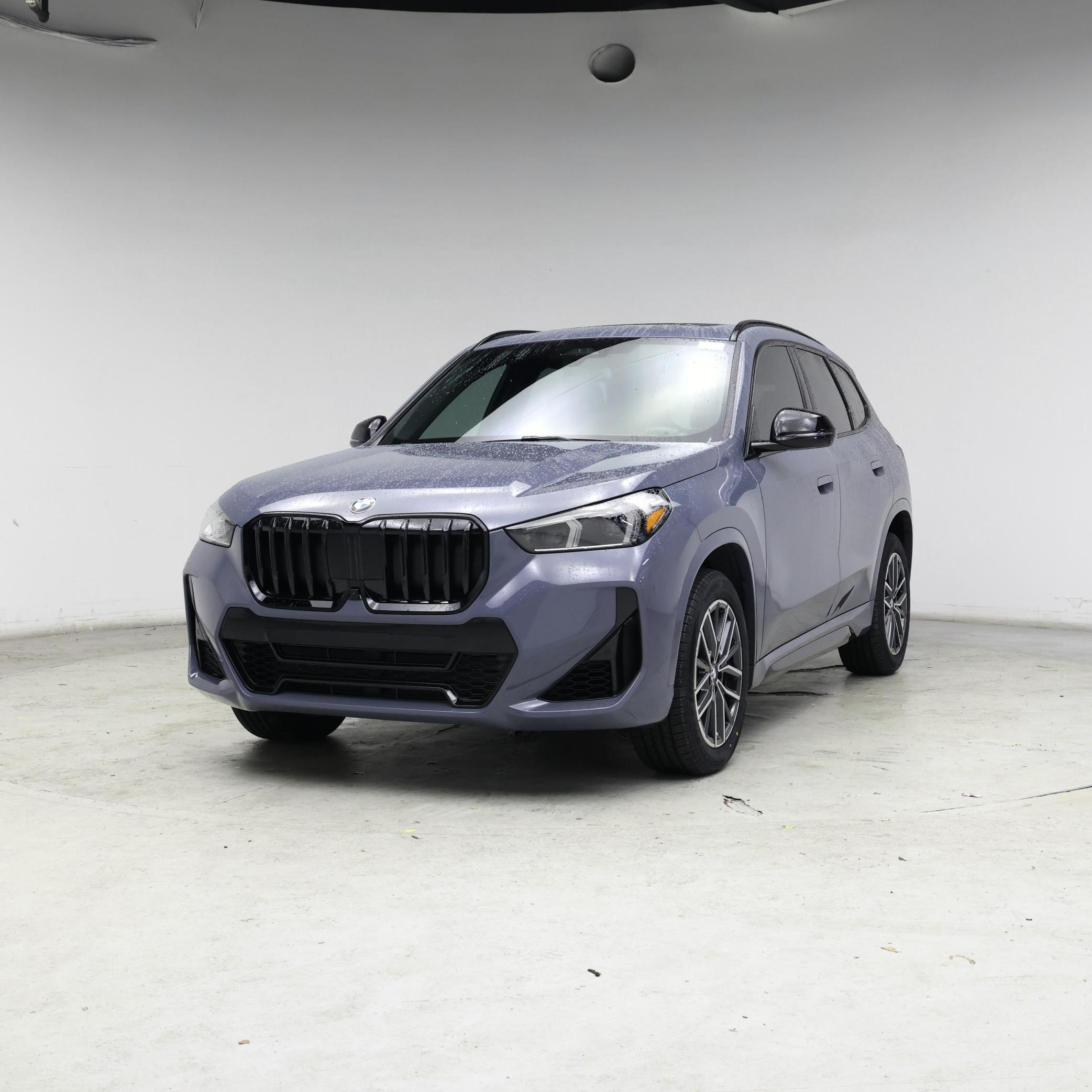 Thumbnail: 2023 BMW X1 - 4