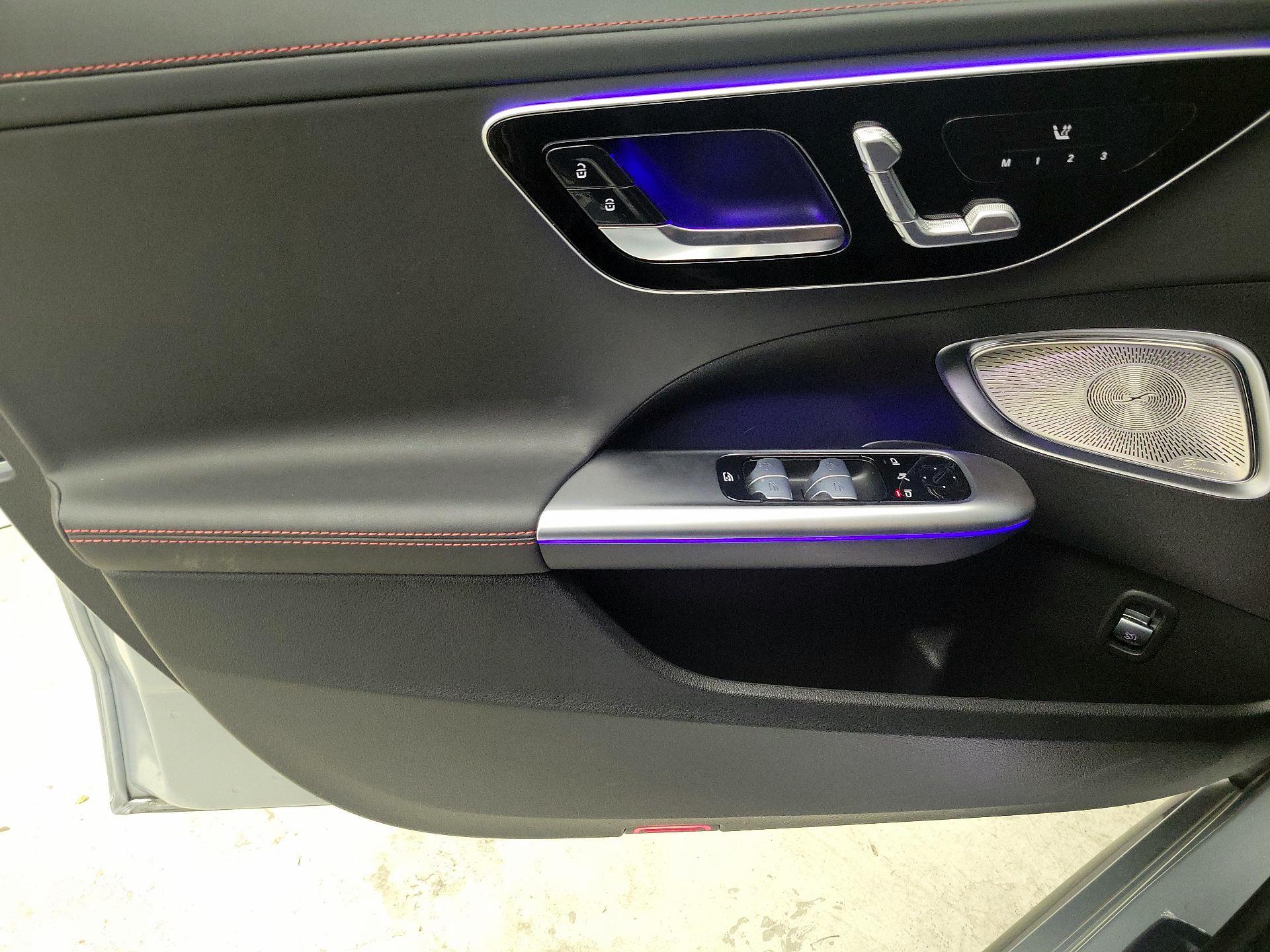 Thumbnail: 2023 Mercedes-Benz C-Class - 12