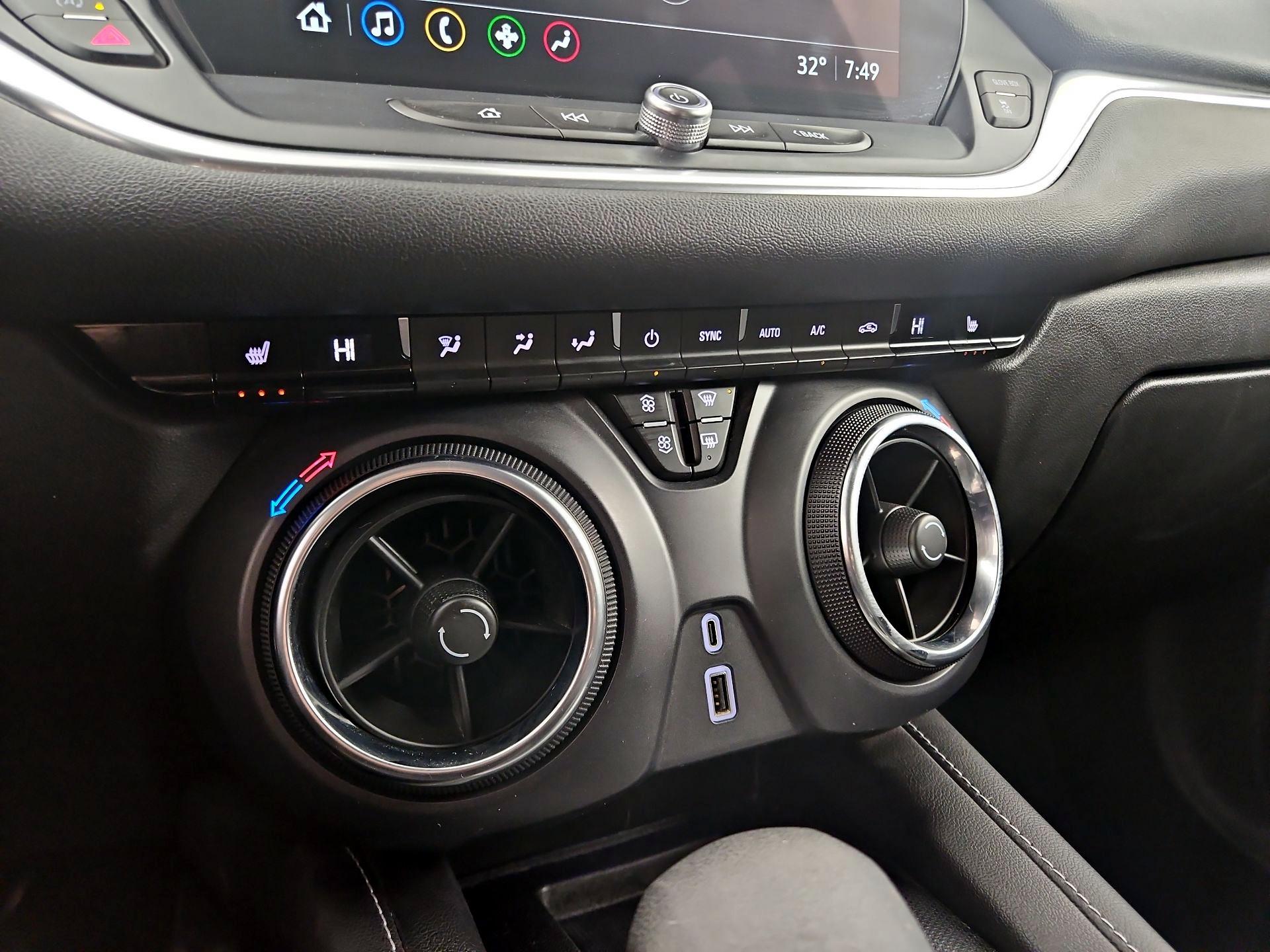 Thumbnail: 2024 Chevrolet Blazer - 16