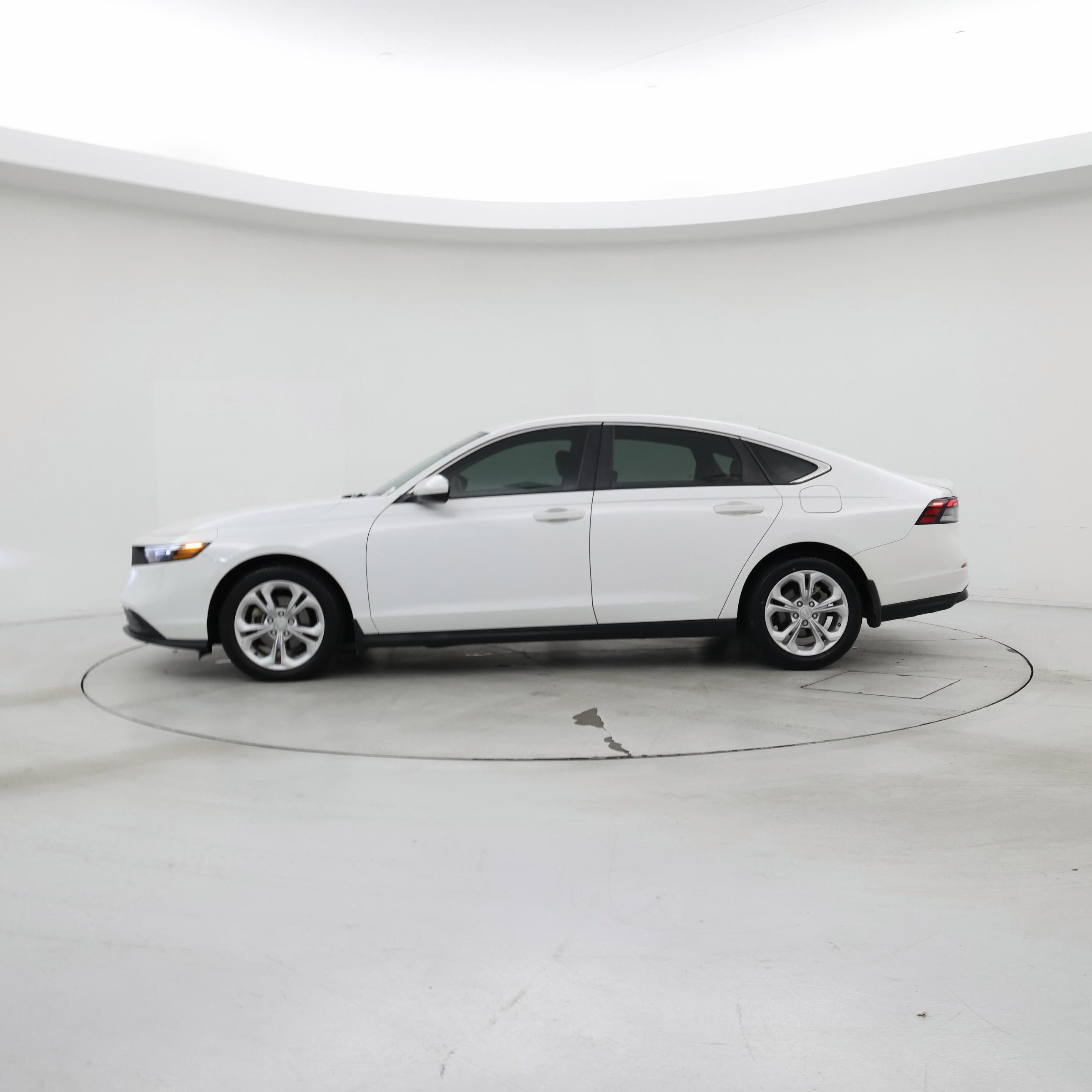 Thumbnail: 2023 Honda Accord - 3