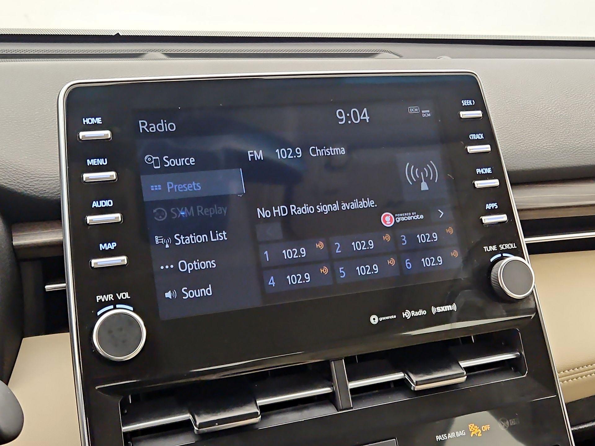 Thumbnail: 2022 Toyota Avalon - 15