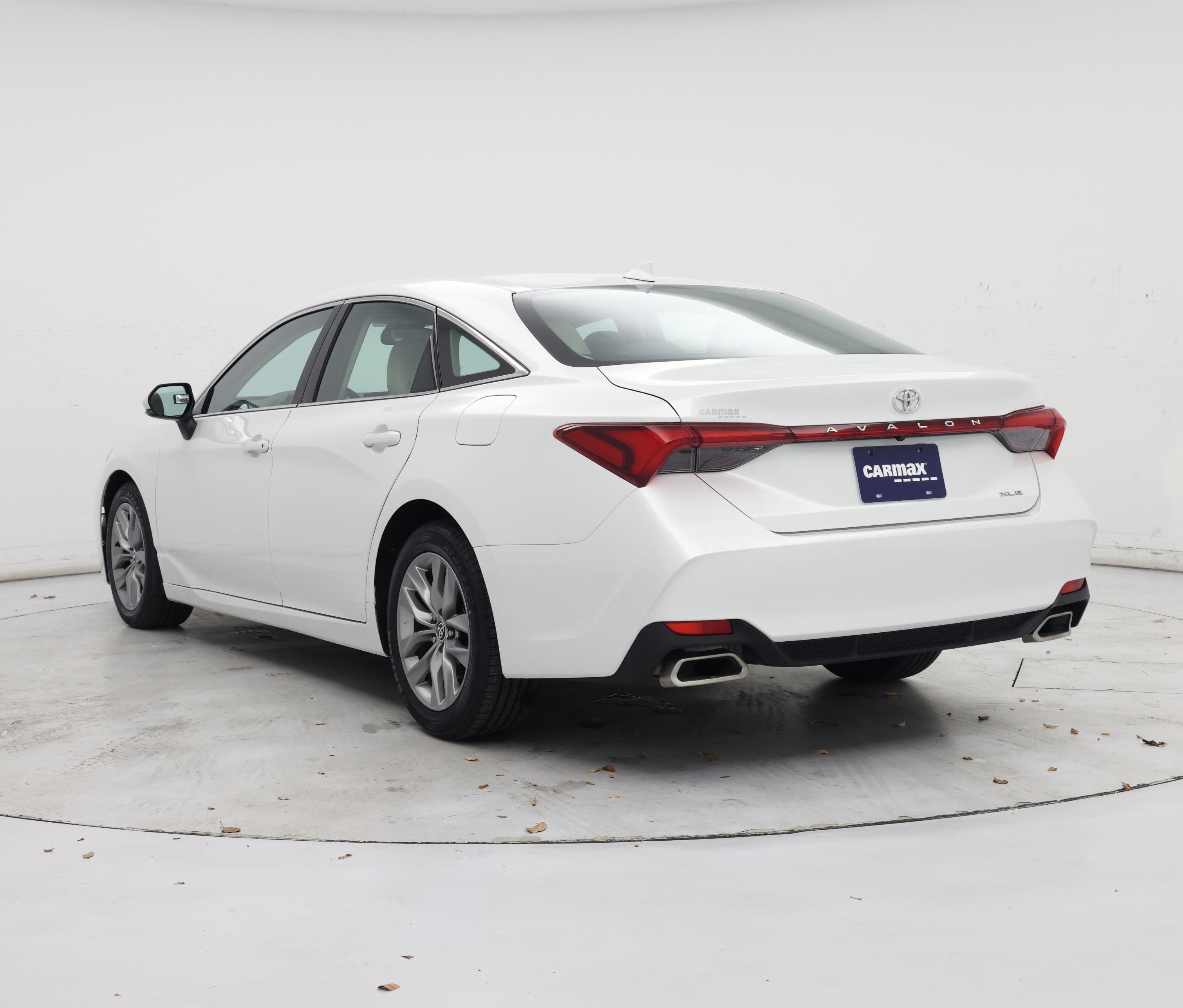 Thumbnail: 2022 Toyota Avalon - 2