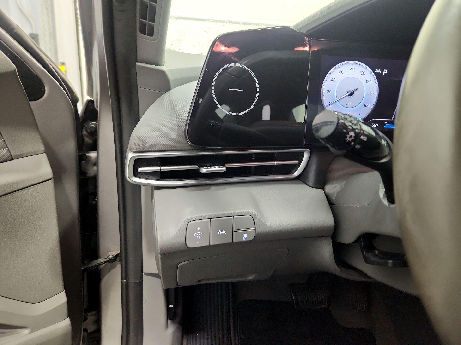 Thumbnail: 2023 Hyundai Elantra - 13