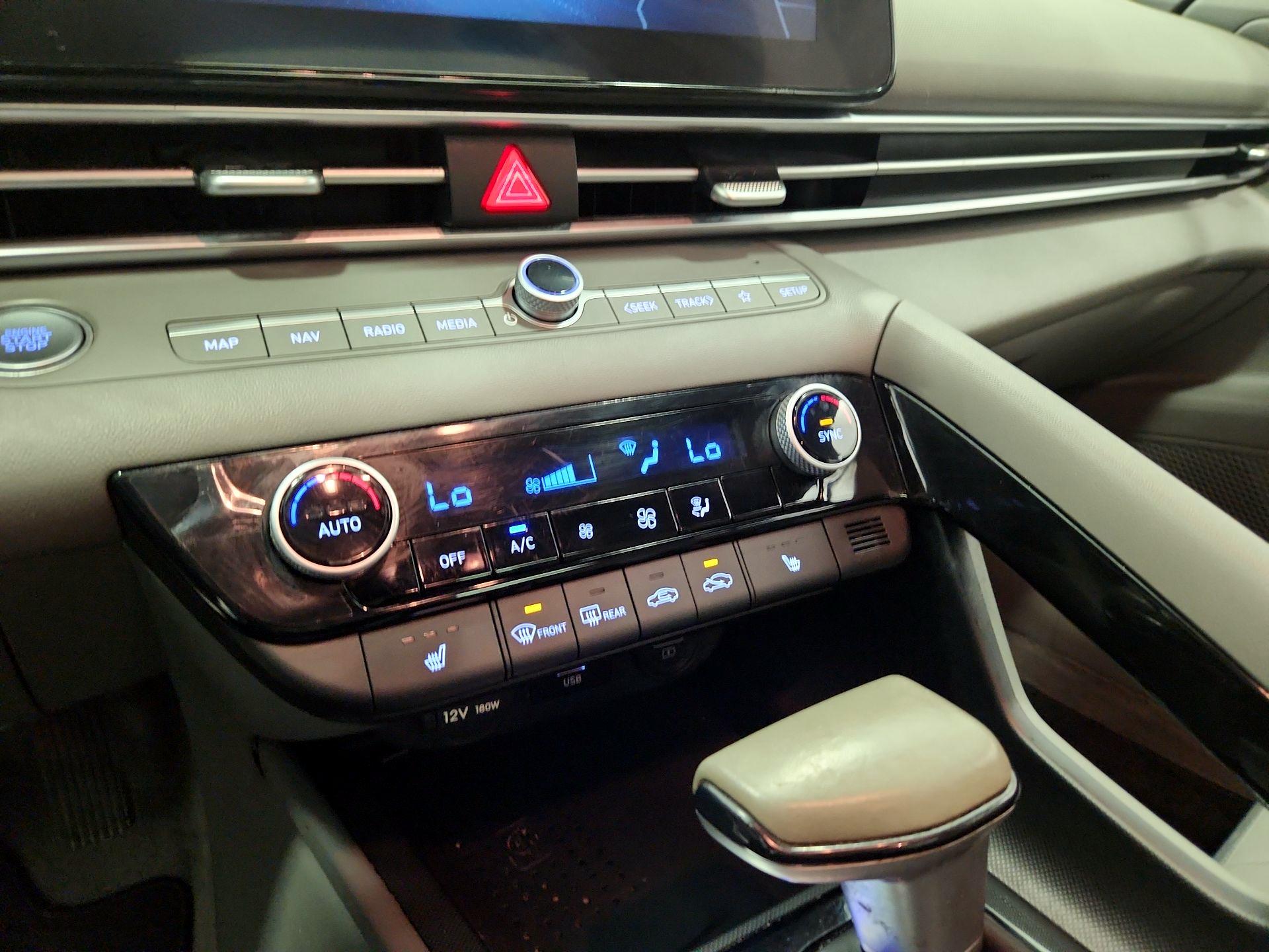 Thumbnail: 2023 Hyundai Elantra - 17