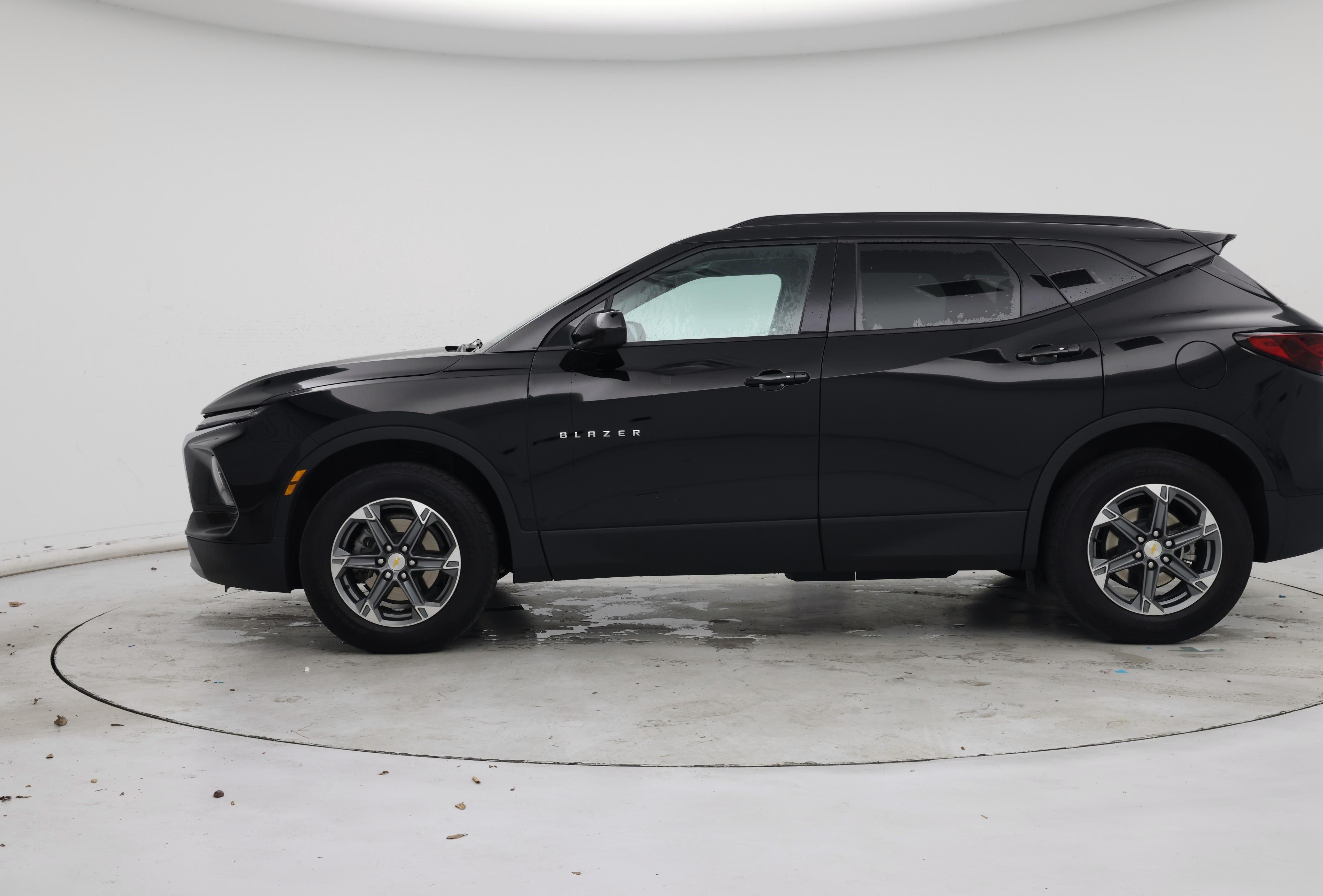 Thumbnail: 2024 Chevrolet Blazer - 3