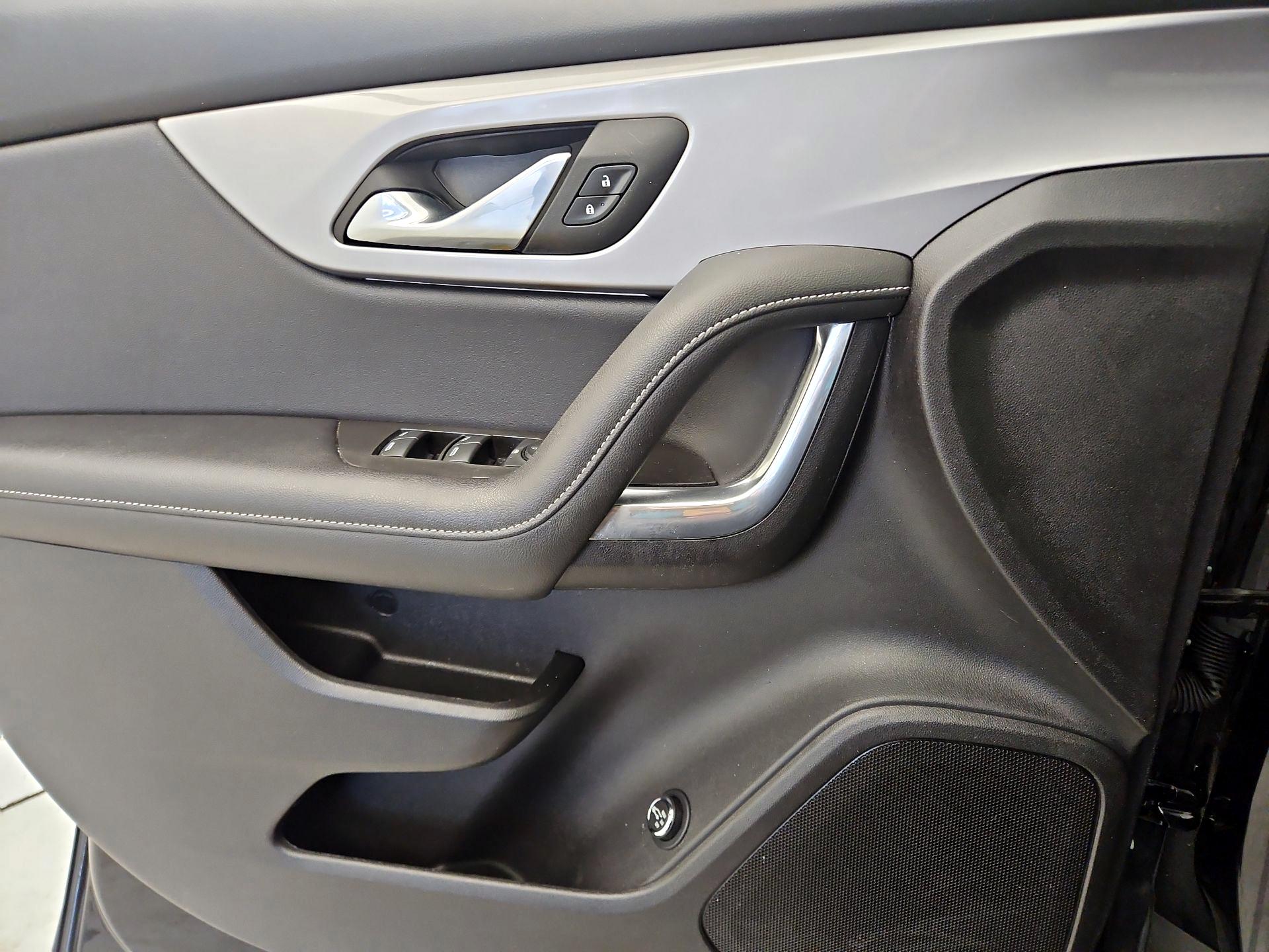 Thumbnail: 2024 Chevrolet Blazer - 12