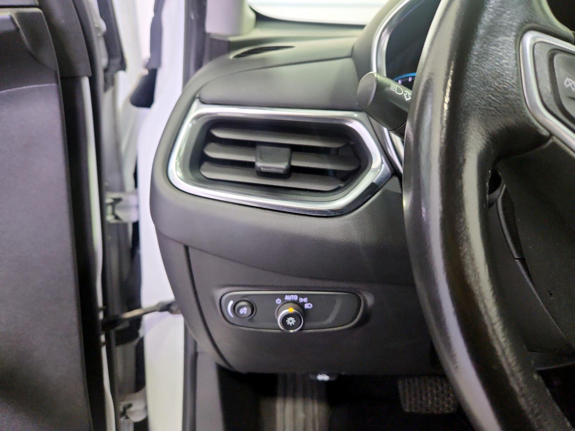 Thumbnail: 2022 Chevrolet Equinox - 13