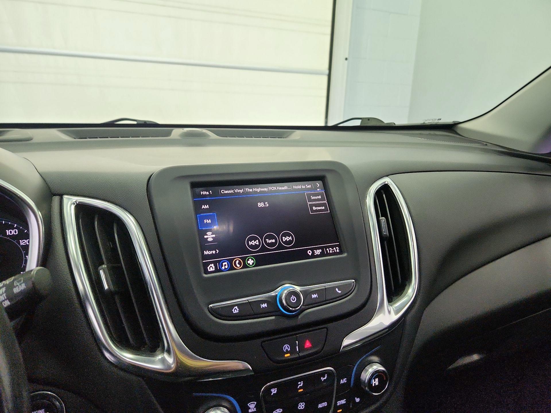 Thumbnail: 2022 Chevrolet Equinox - 15