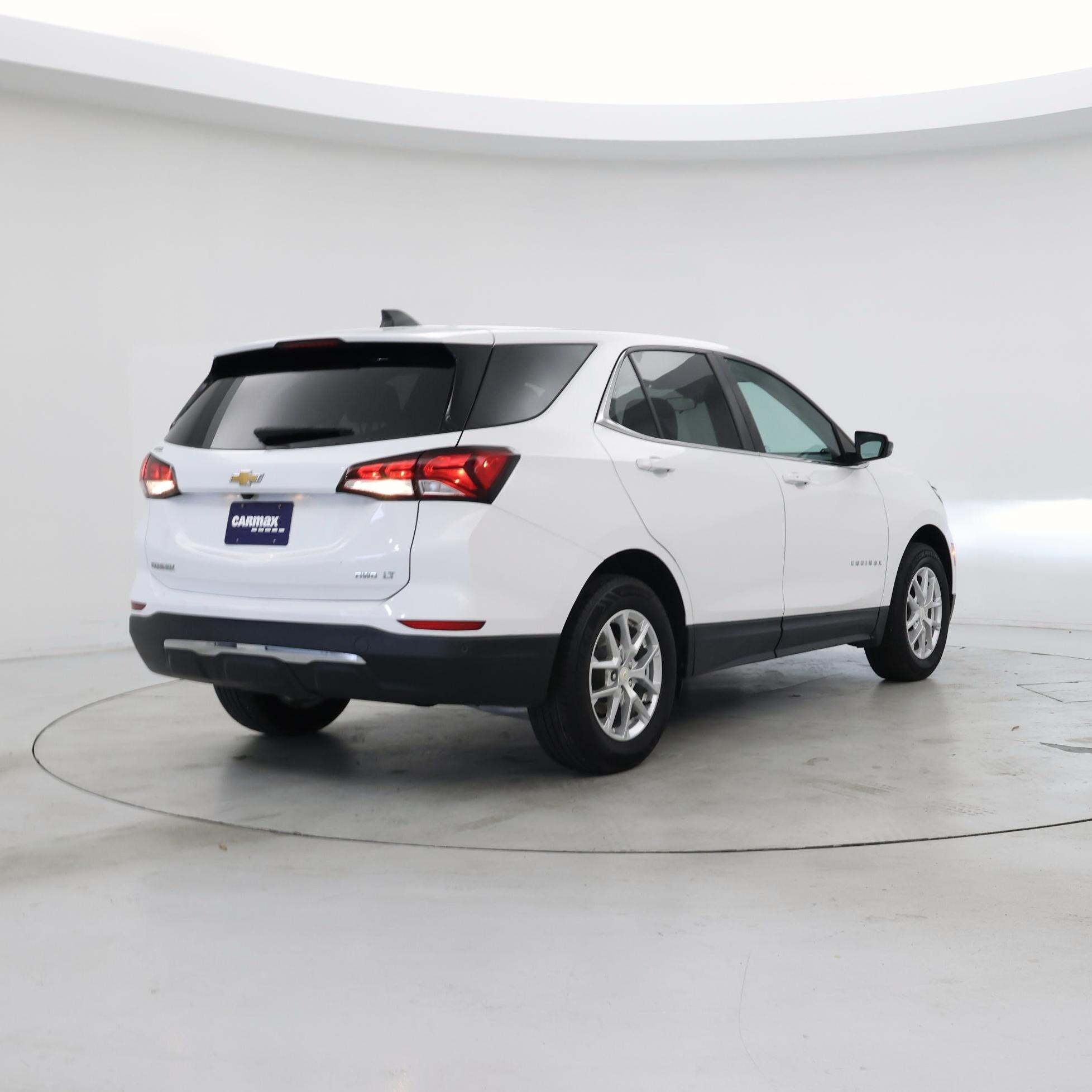 Thumbnail: 2022 Chevrolet Equinox - 8