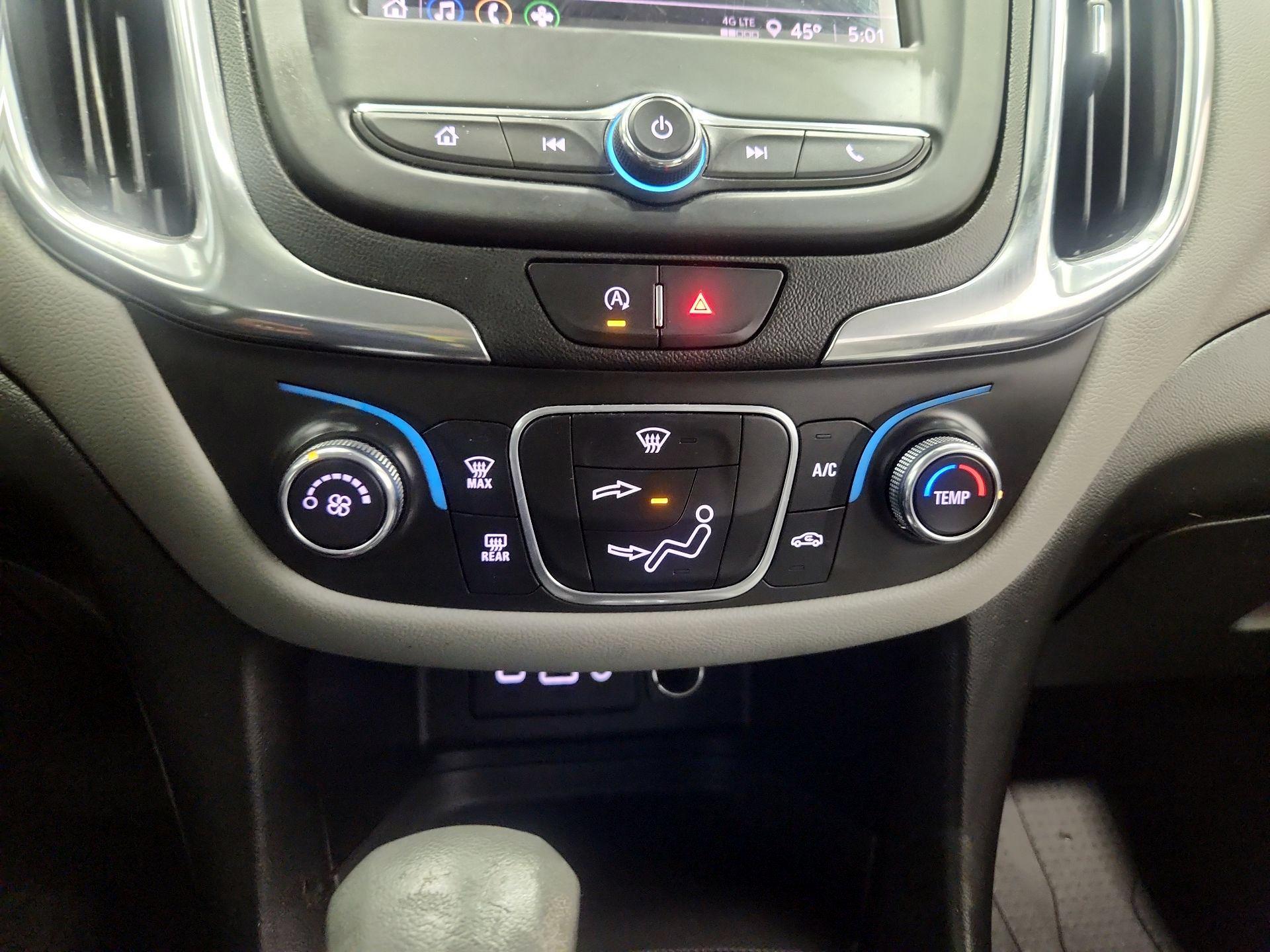 Thumbnail: 2022 Chevrolet Equinox - 16