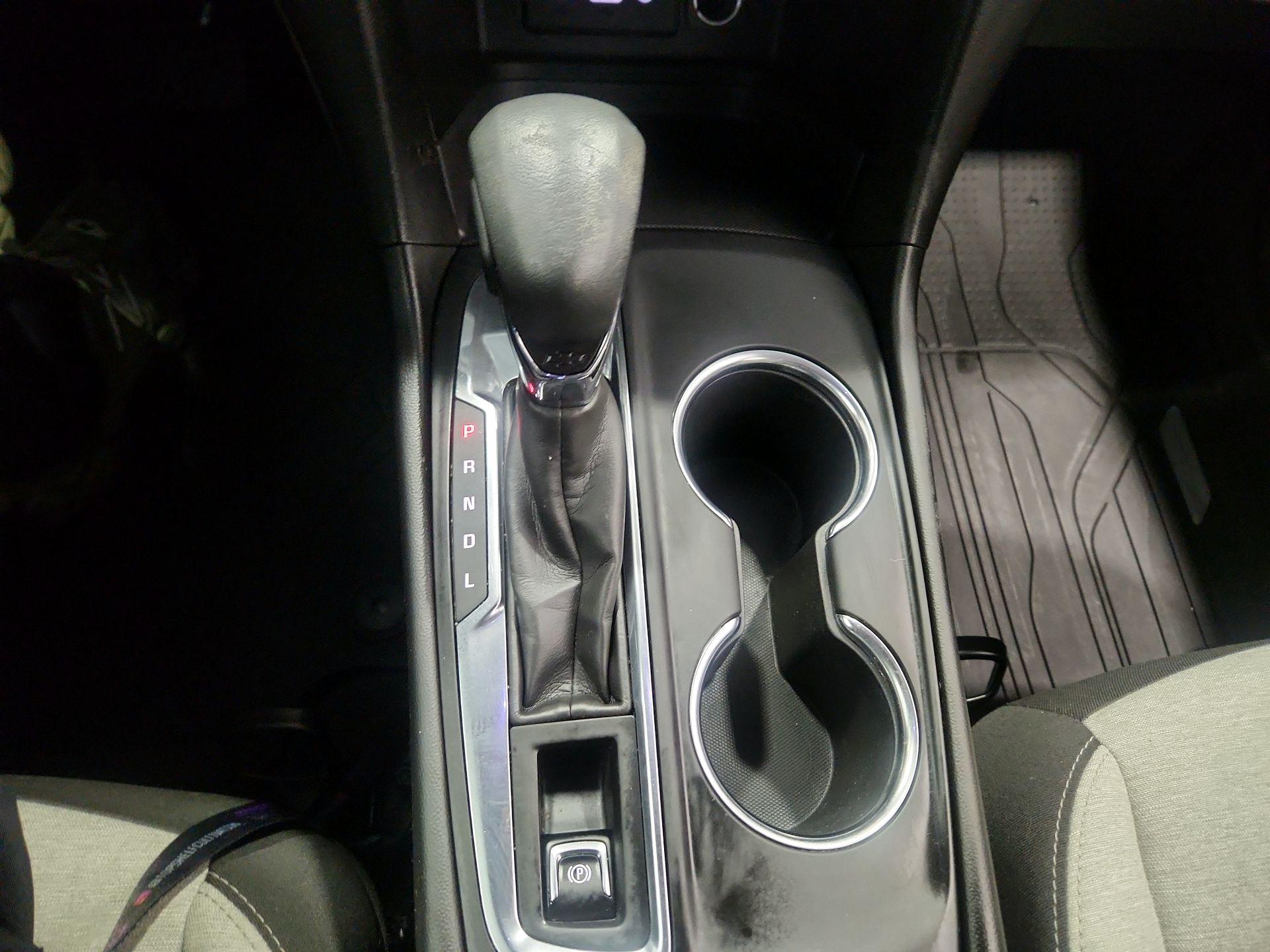 Thumbnail: 2022 Chevrolet Equinox - 17