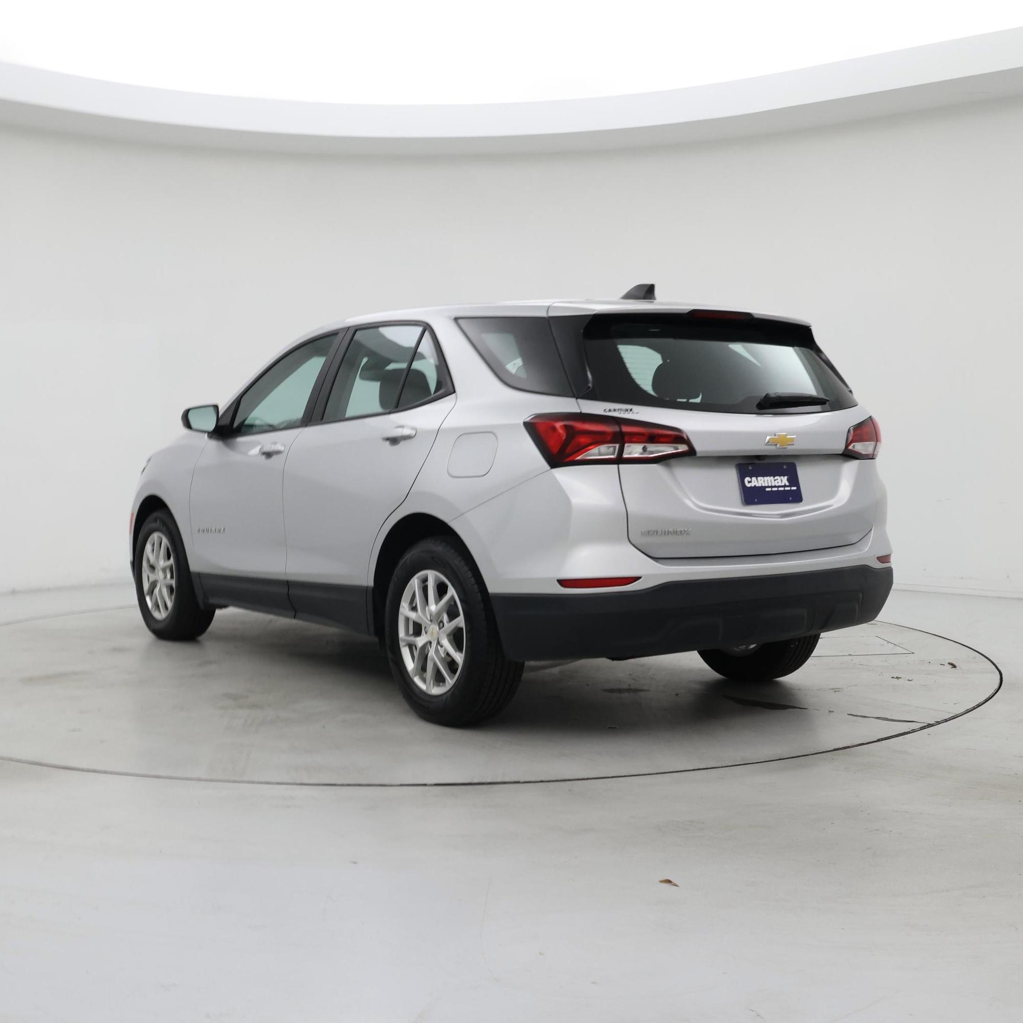 Thumbnail: 2022 Chevrolet Equinox - 2