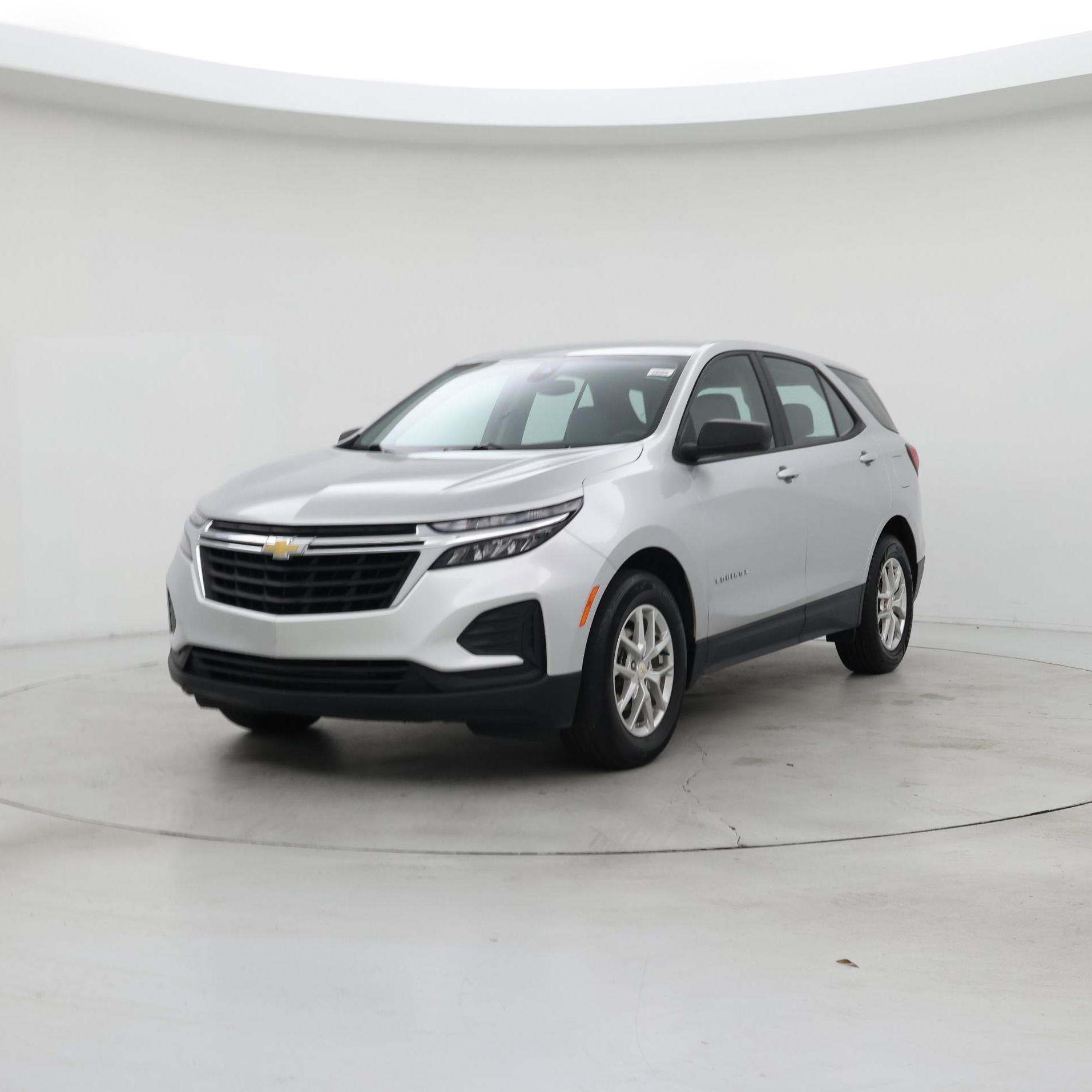 Thumbnail: 2022 Chevrolet Equinox - 4