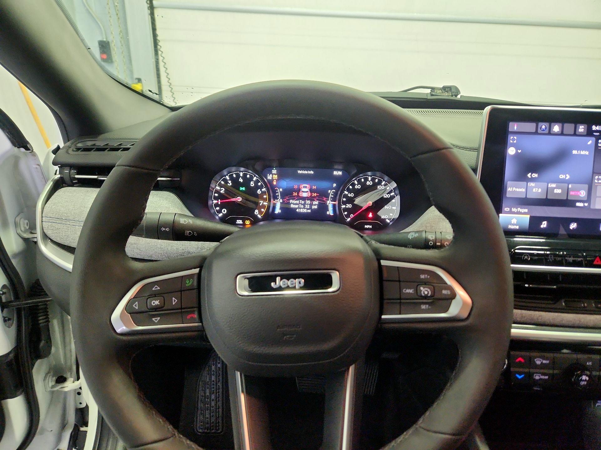 Thumbnail: 2023 Jeep Compass - 10