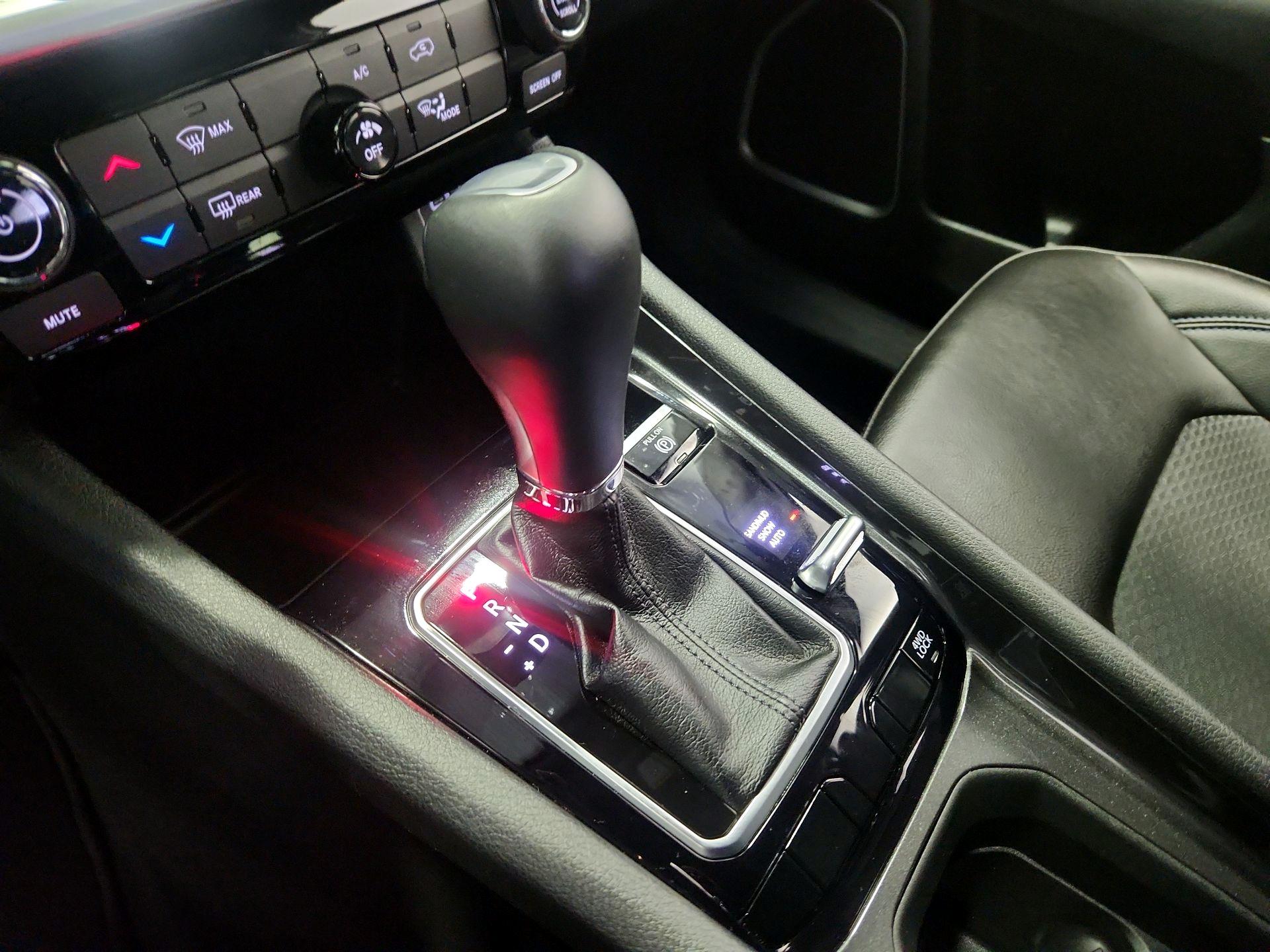 Thumbnail: 2023 Jeep Compass - 17