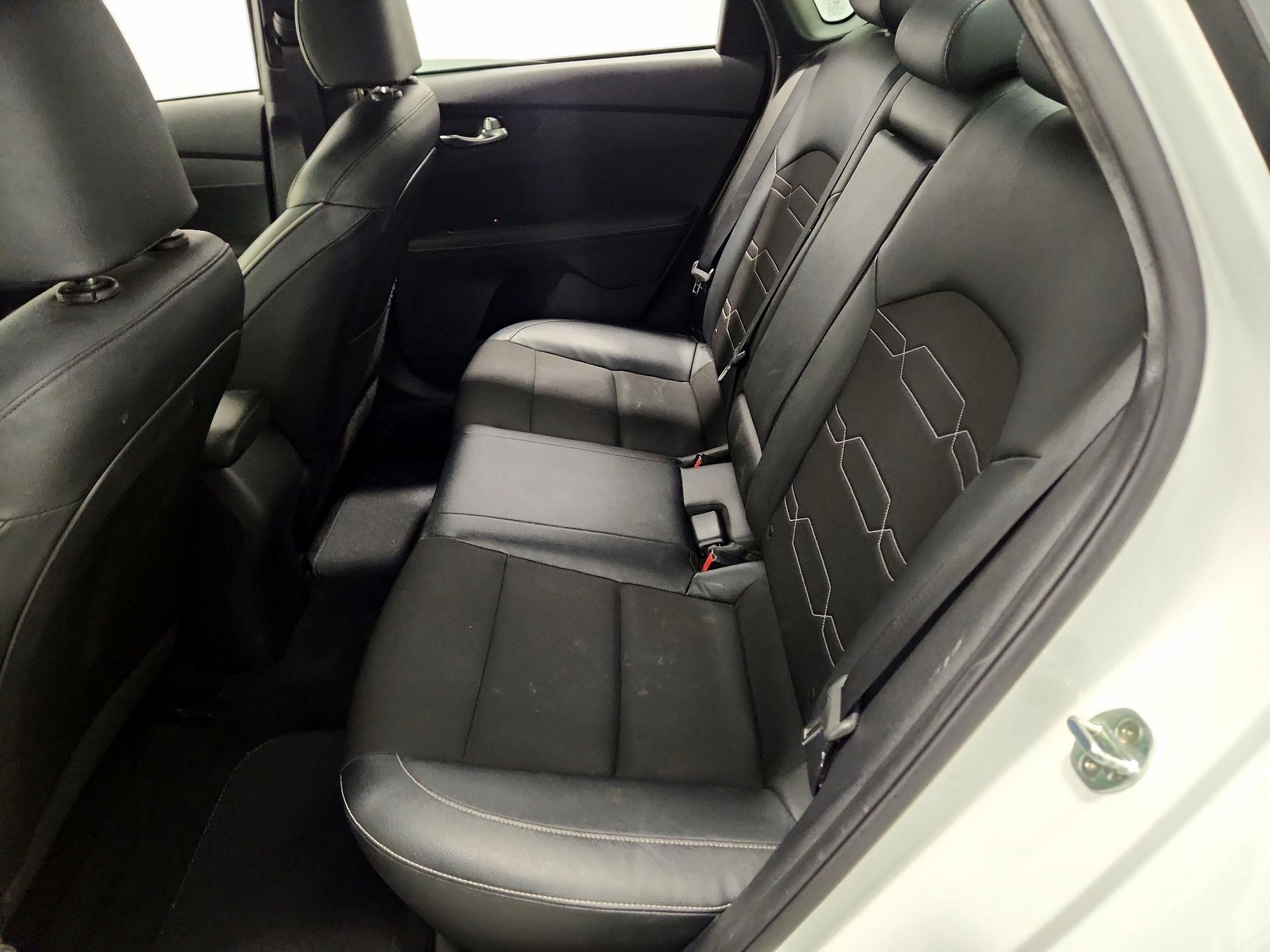 Thumbnail: 2021 Kia Forte - 19