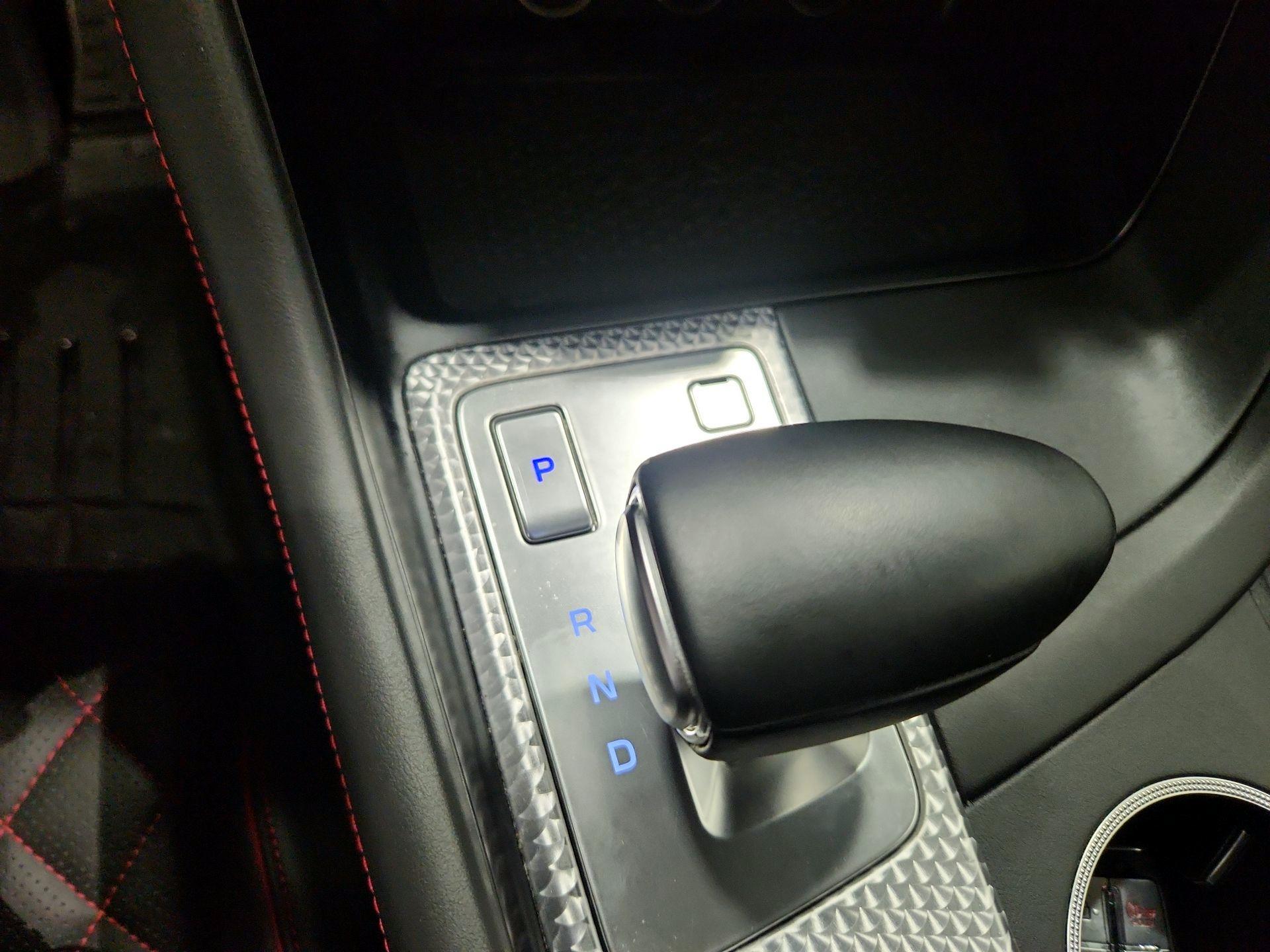 Thumbnail: 2023 Genesis G70 - 17