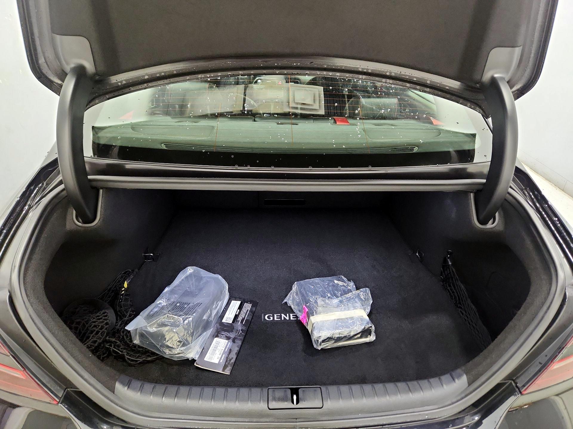 Thumbnail: 2023 Genesis G70 - 20