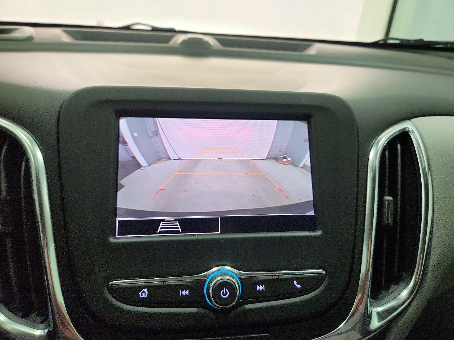 Thumbnail: 2022 Chevrolet Equinox - 14