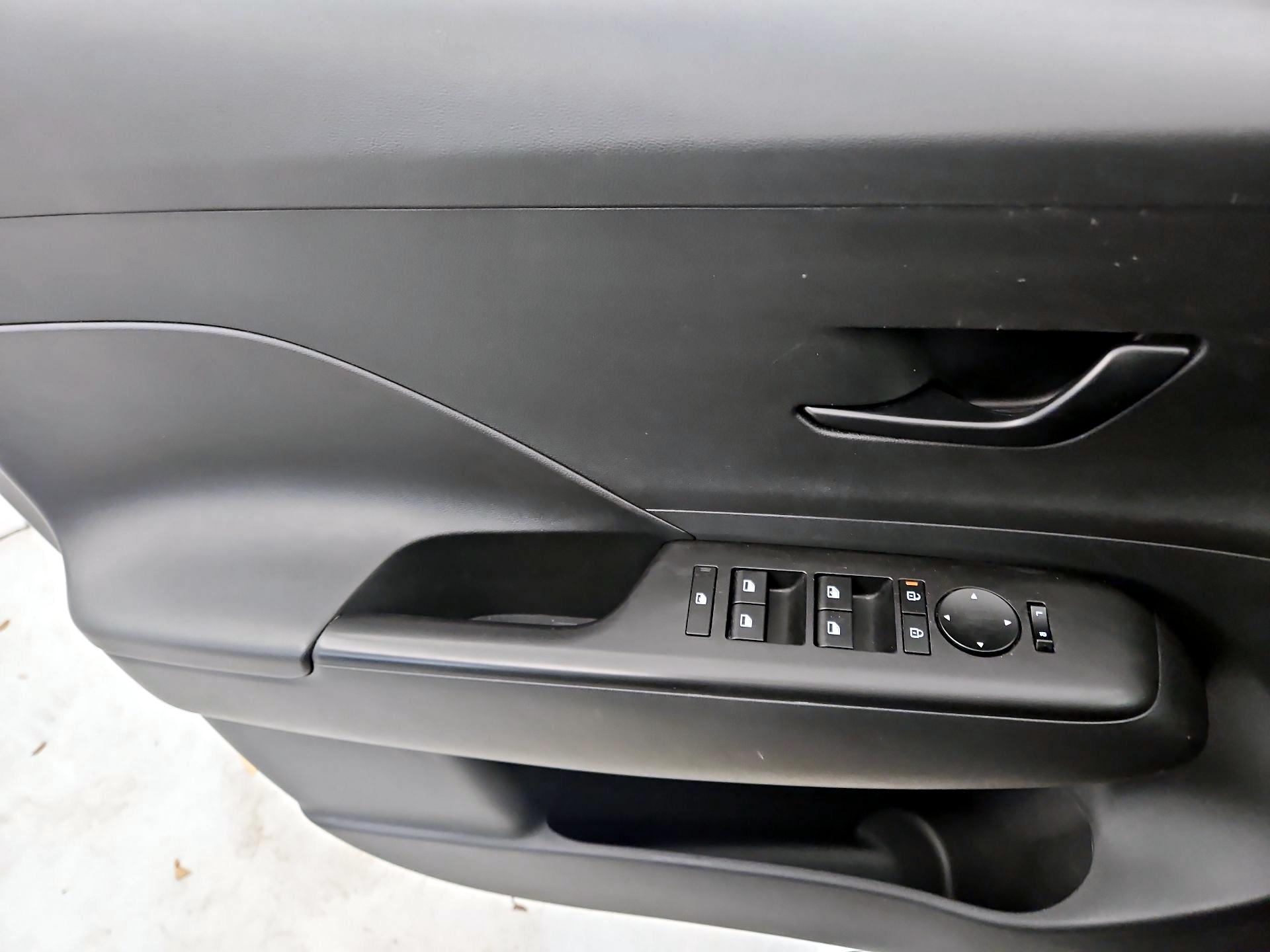 Thumbnail: 2024 Hyundai Kona - 12