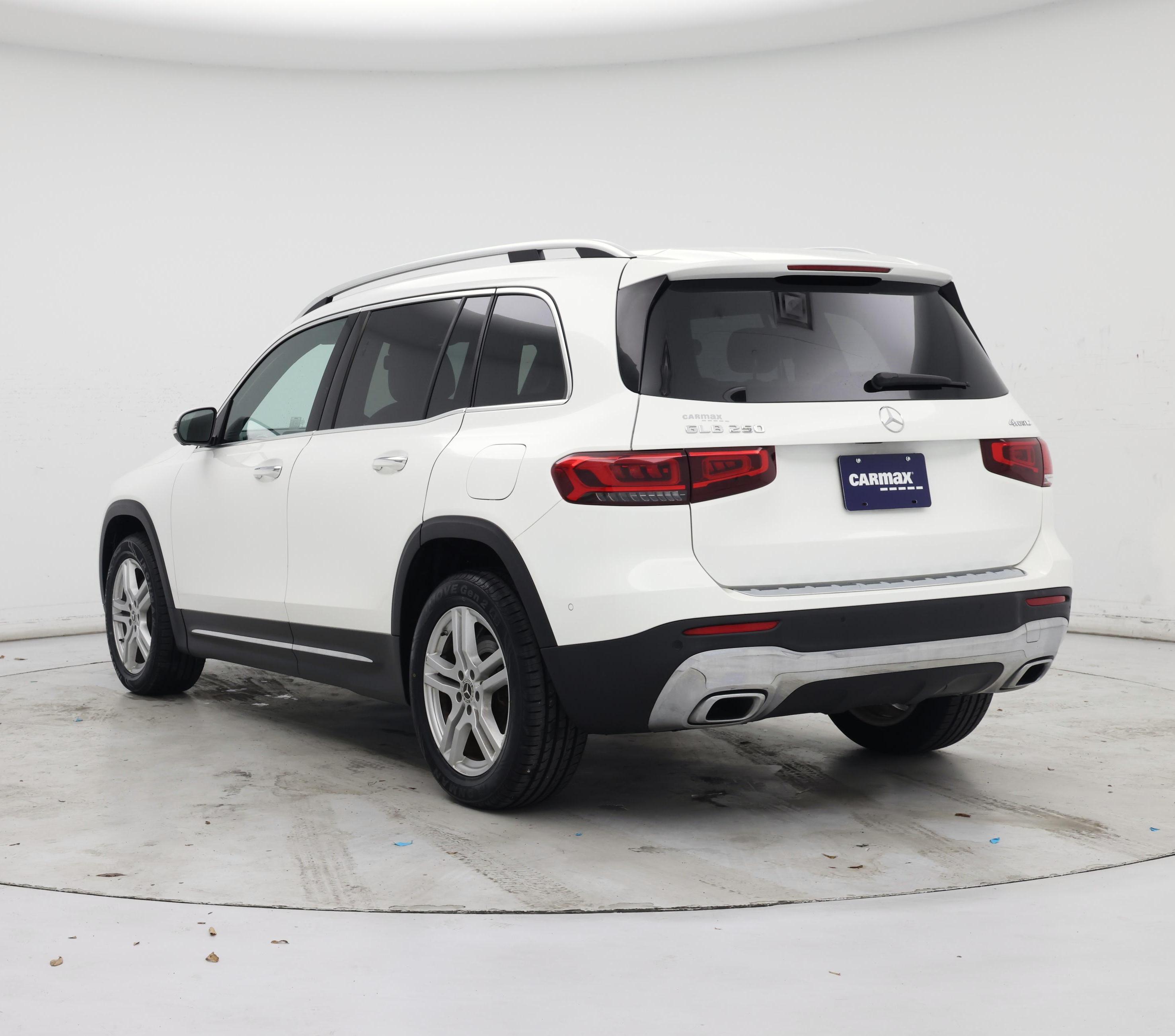 Thumbnail: 2023 Mercedes-Benz GLB - 2