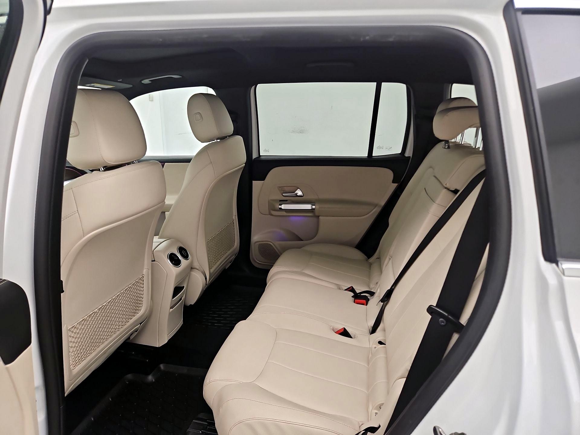 Thumbnail: 2023 Mercedes-Benz GLB - 20