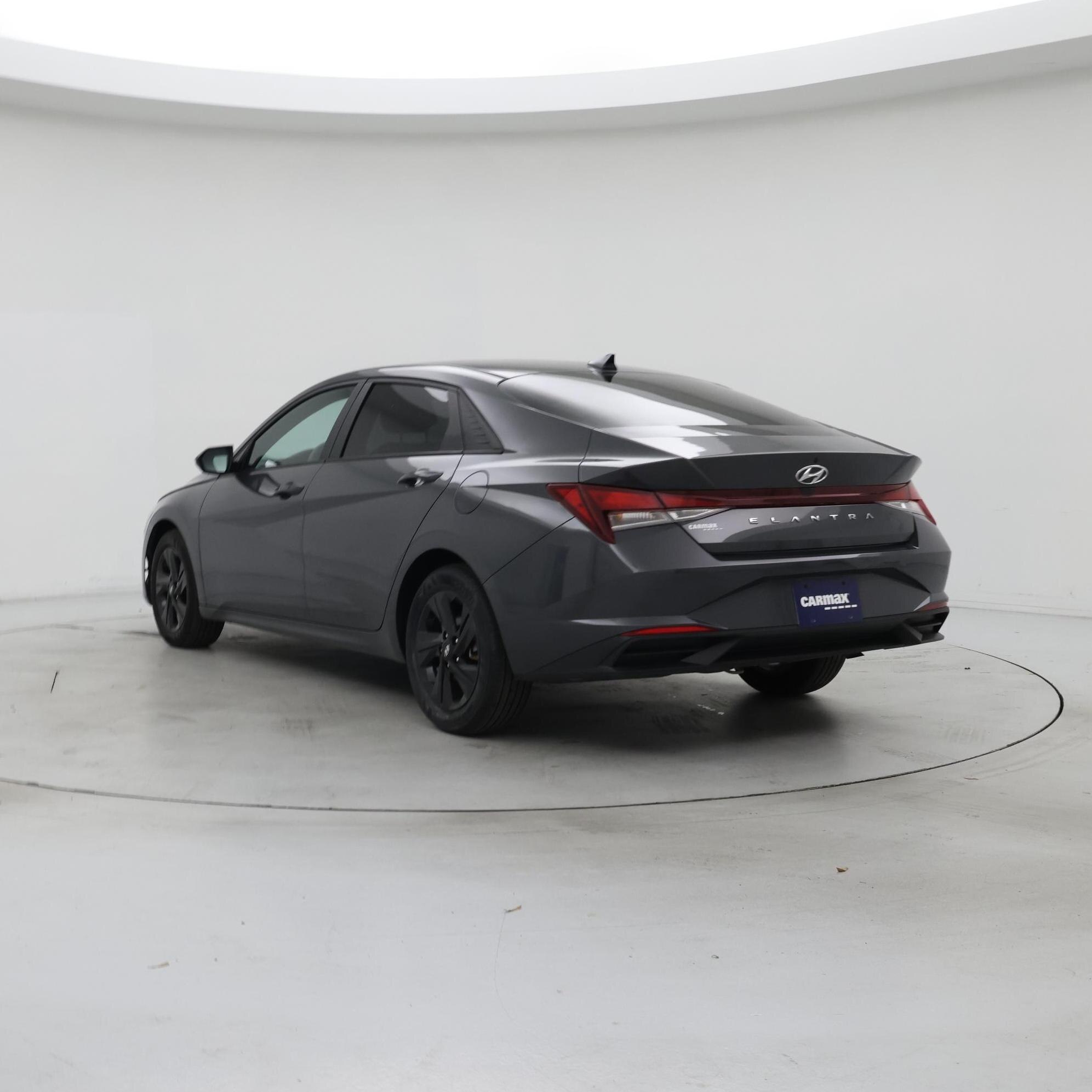 Thumbnail: 2023 Hyundai Elantra - 2