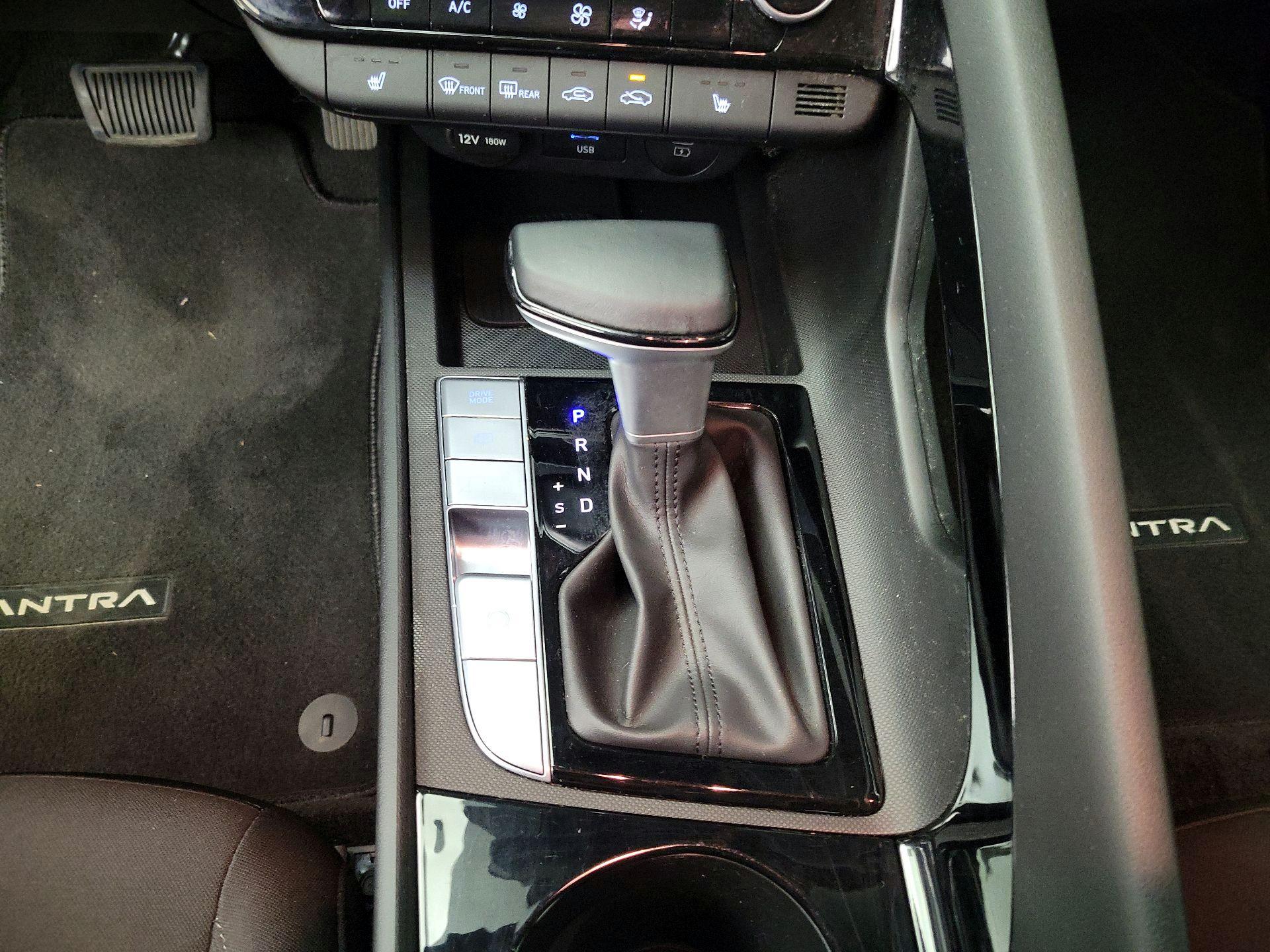 Thumbnail: 2024 Hyundai Elantra - 18