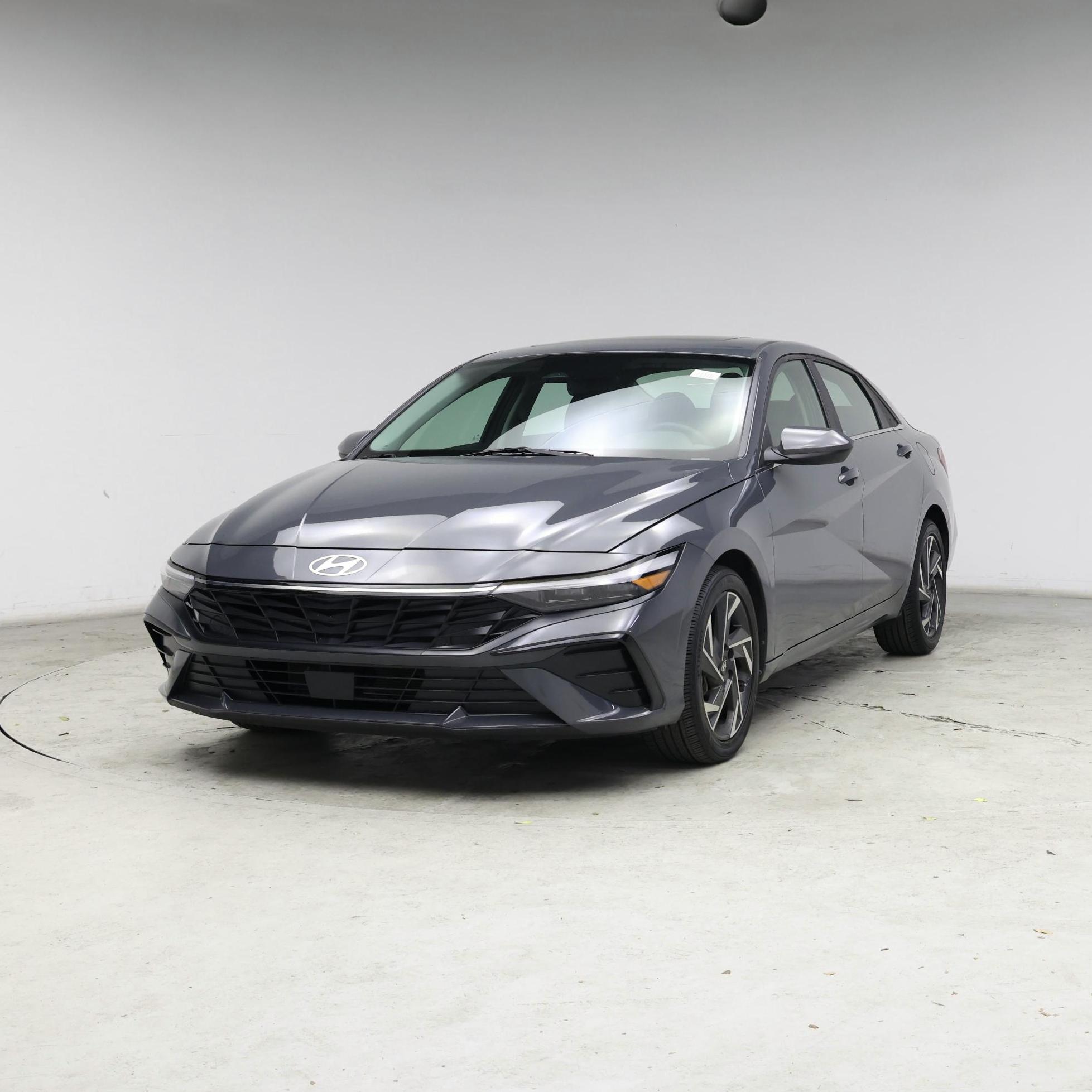 Thumbnail: 2024 Hyundai Elantra - 4