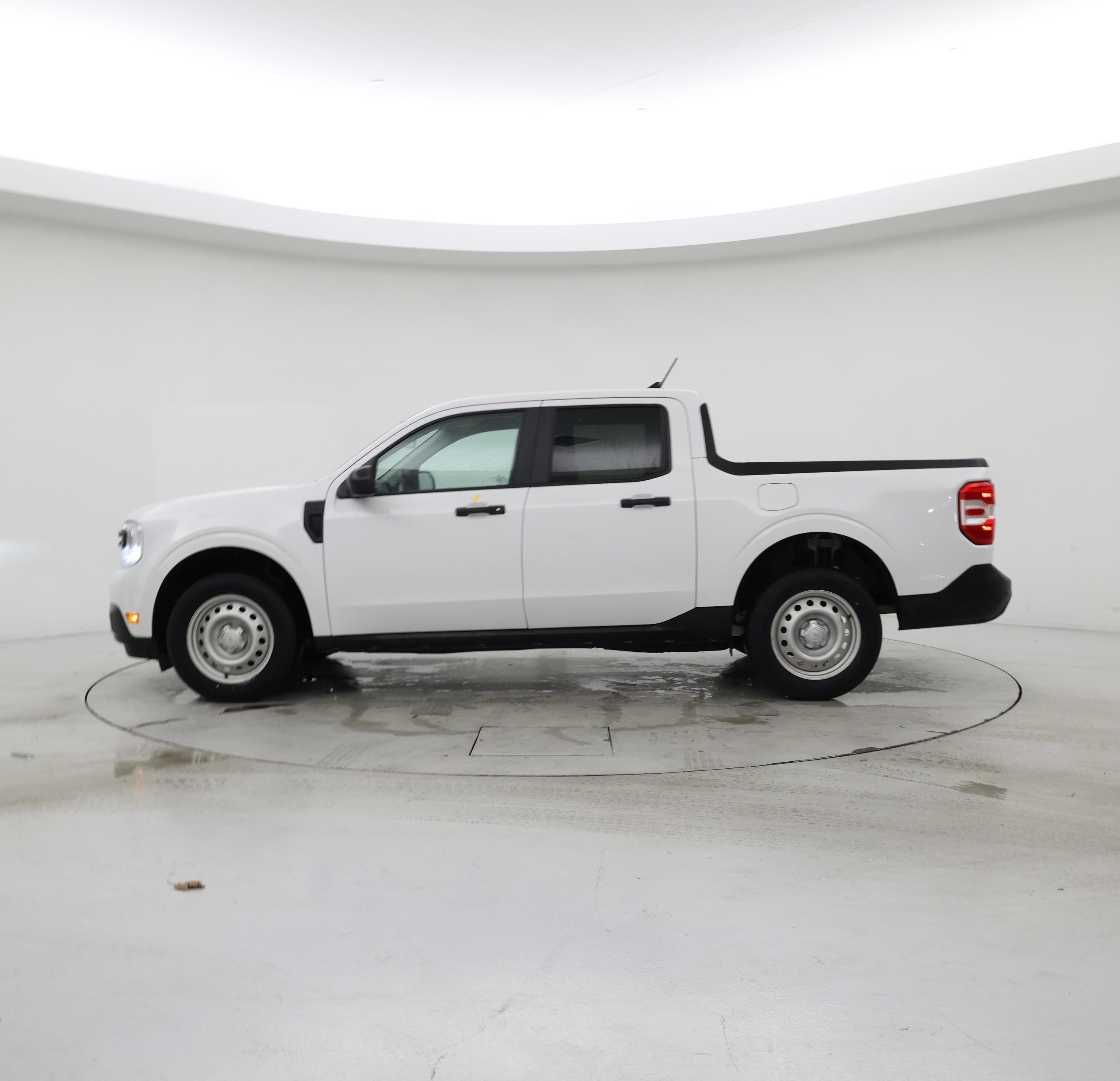 Thumbnail: 2022 Ford Maverick - 3